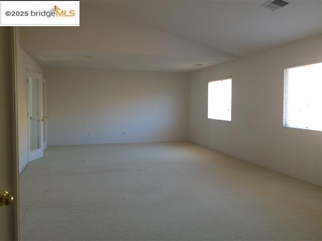 4423 GLEN CANYON CIR, Pittsburg, California 94565, 4 Bedrooms Bedrooms, 10 Rooms Rooms,3 BathroomsBathrooms,Residential Lease,For Rent,4423 GLEN CANYON CIR,41102208