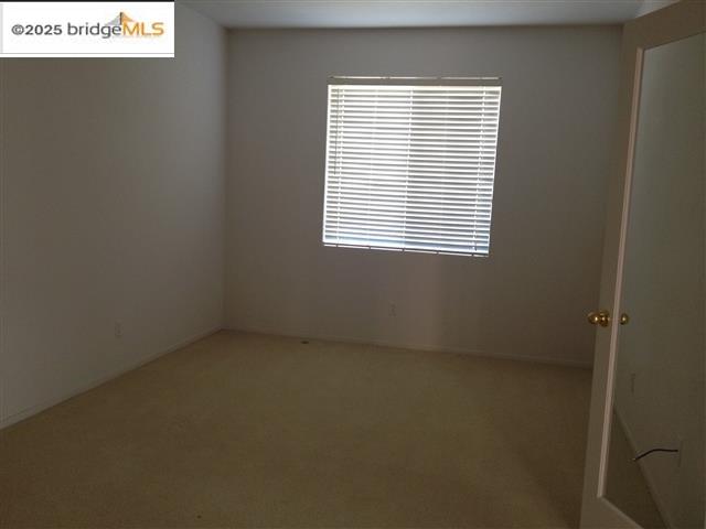 4423 GLEN CANYON CIR, Pittsburg, California 94565, 4 Bedrooms Bedrooms, 10 Rooms Rooms,3 BathroomsBathrooms,Residential Lease,For Rent,4423 GLEN CANYON CIR,41102208
