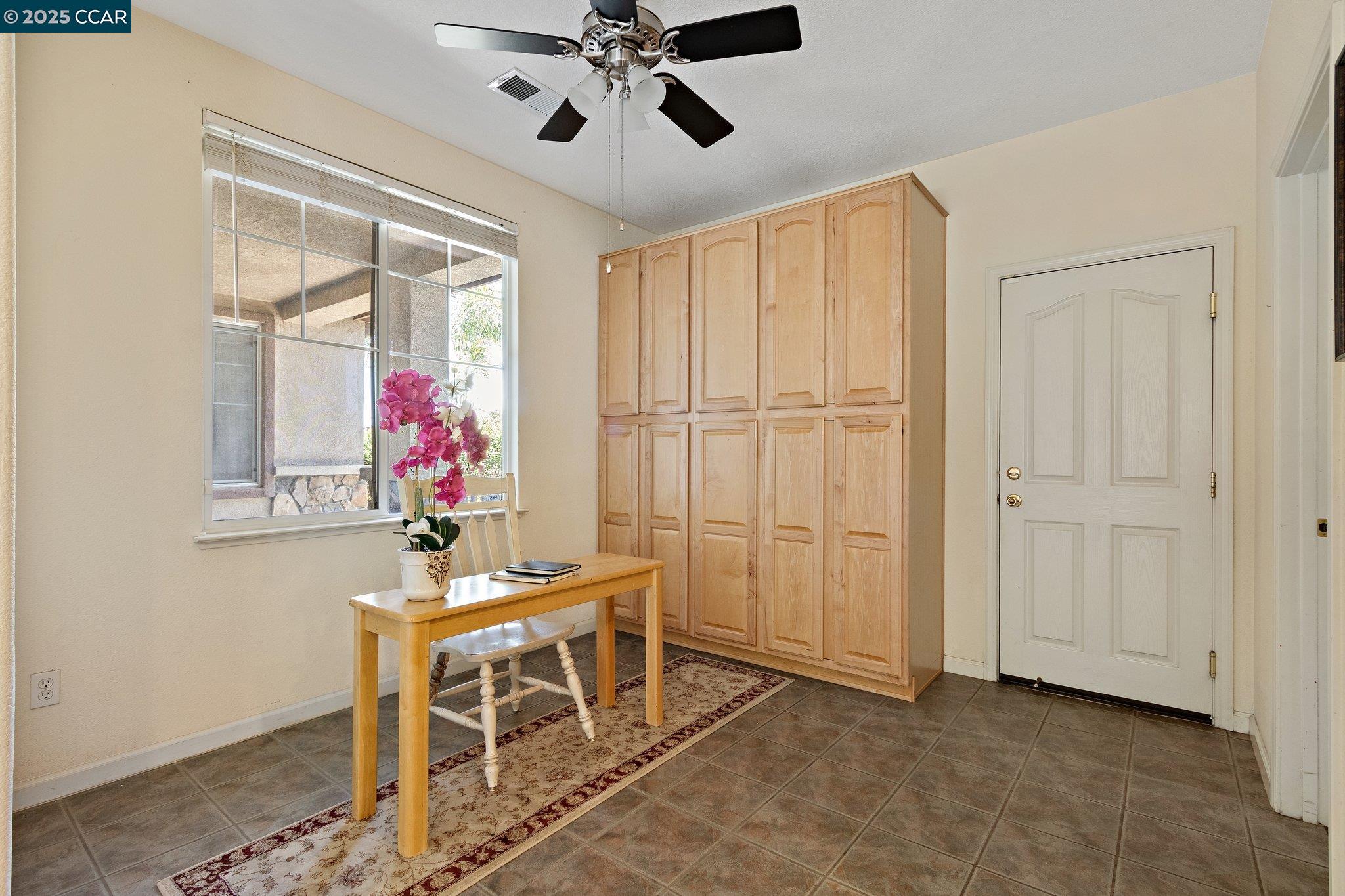 Detail Gallery Image 9 of 33 For 13377 Talc St, Lathrop,  CA 95330 - 4 Beds | 3 Baths