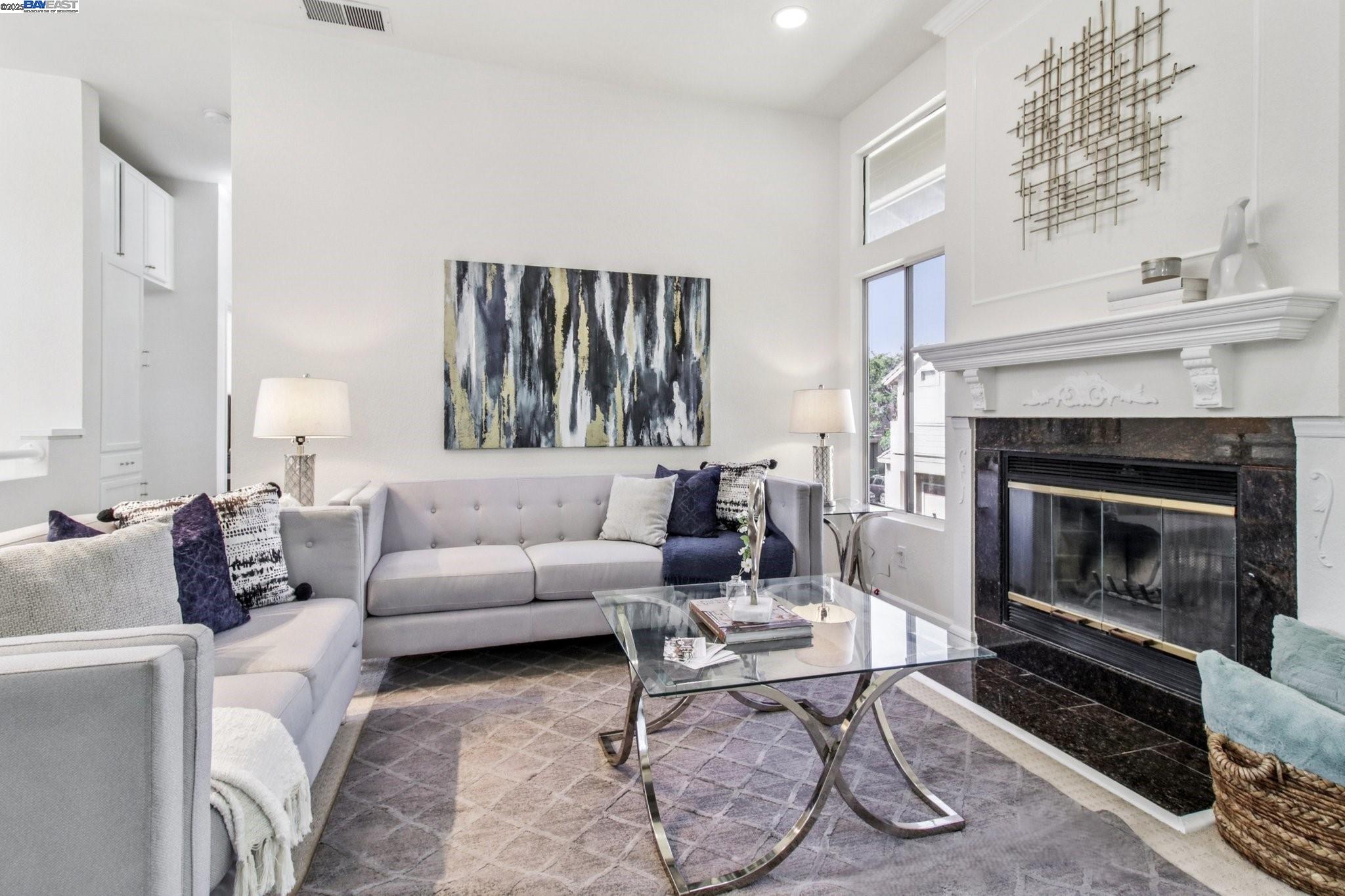 Photo #5: 41102217 Listing 
