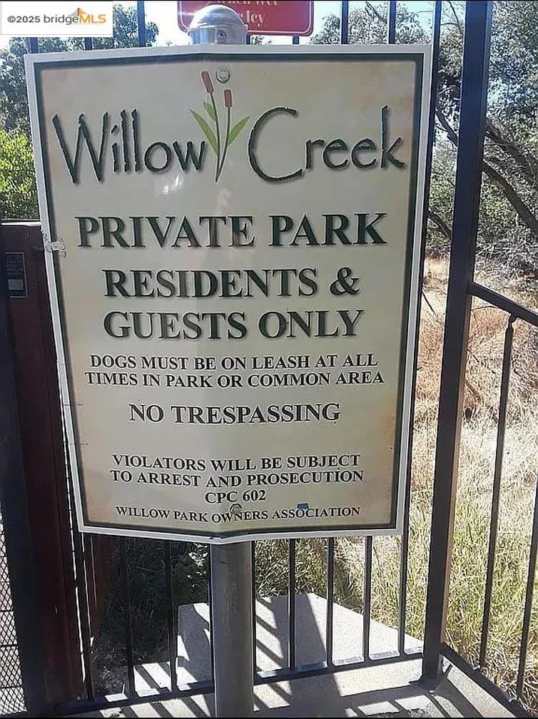 Detail Gallery Image 27 of 30 For 9670 Canopy Tree St, Roseville,  CA 95747 - 5 Beds | 4/2 Baths