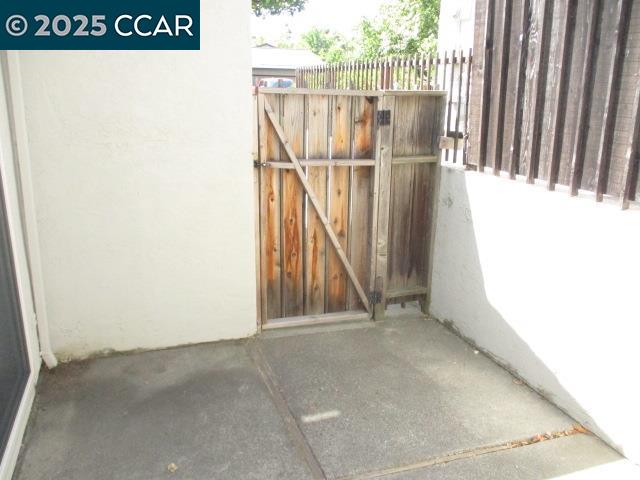 Photo #2: 41102230 Listing 