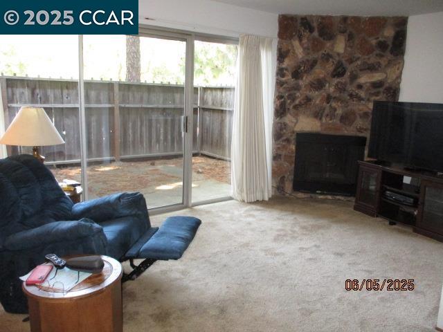 Photo #4: 41102230 Listing 