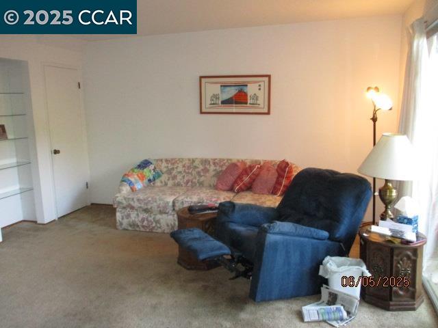Photo #6: 41102230 Listing 