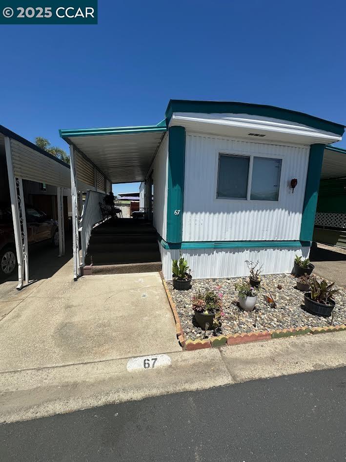Detail Gallery Image 2 of 33 For 150 Pestana Ave #67,  Manteca,  CA 95336 - 2 Beds | 1 Baths