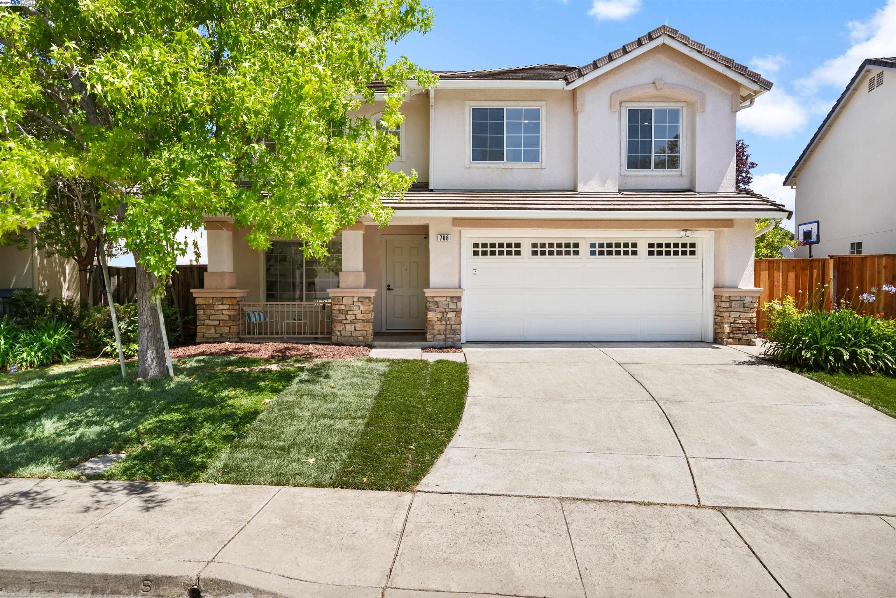 Detail Gallery Image 1 of 1 For 786 Pacu Ter, Fremont,  CA 94536 - 4 Beds | 2/1 Baths