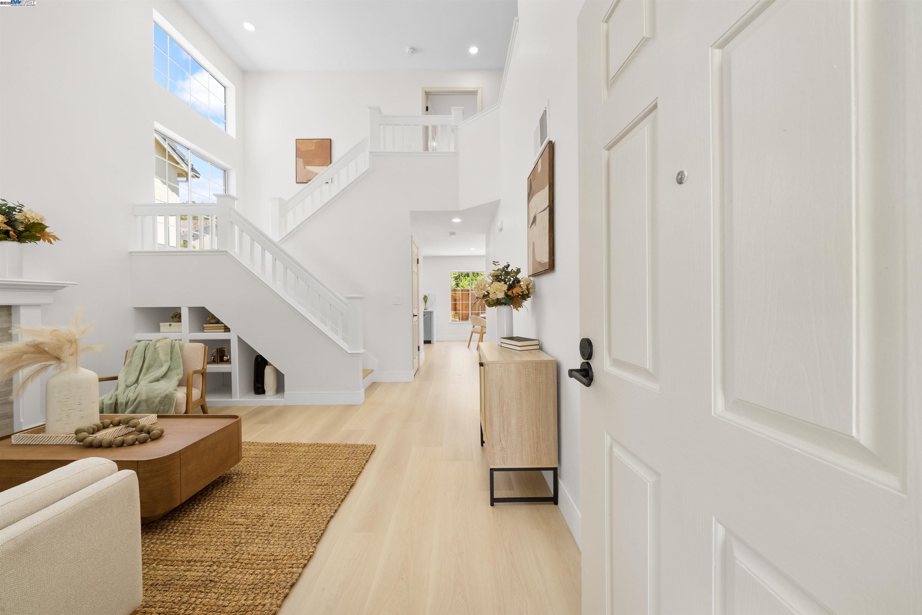 Detail Gallery Image 2 of 34 For 786 Pacu Ter, Fremont,  CA 94536 - 4 Beds | 2/1 Baths