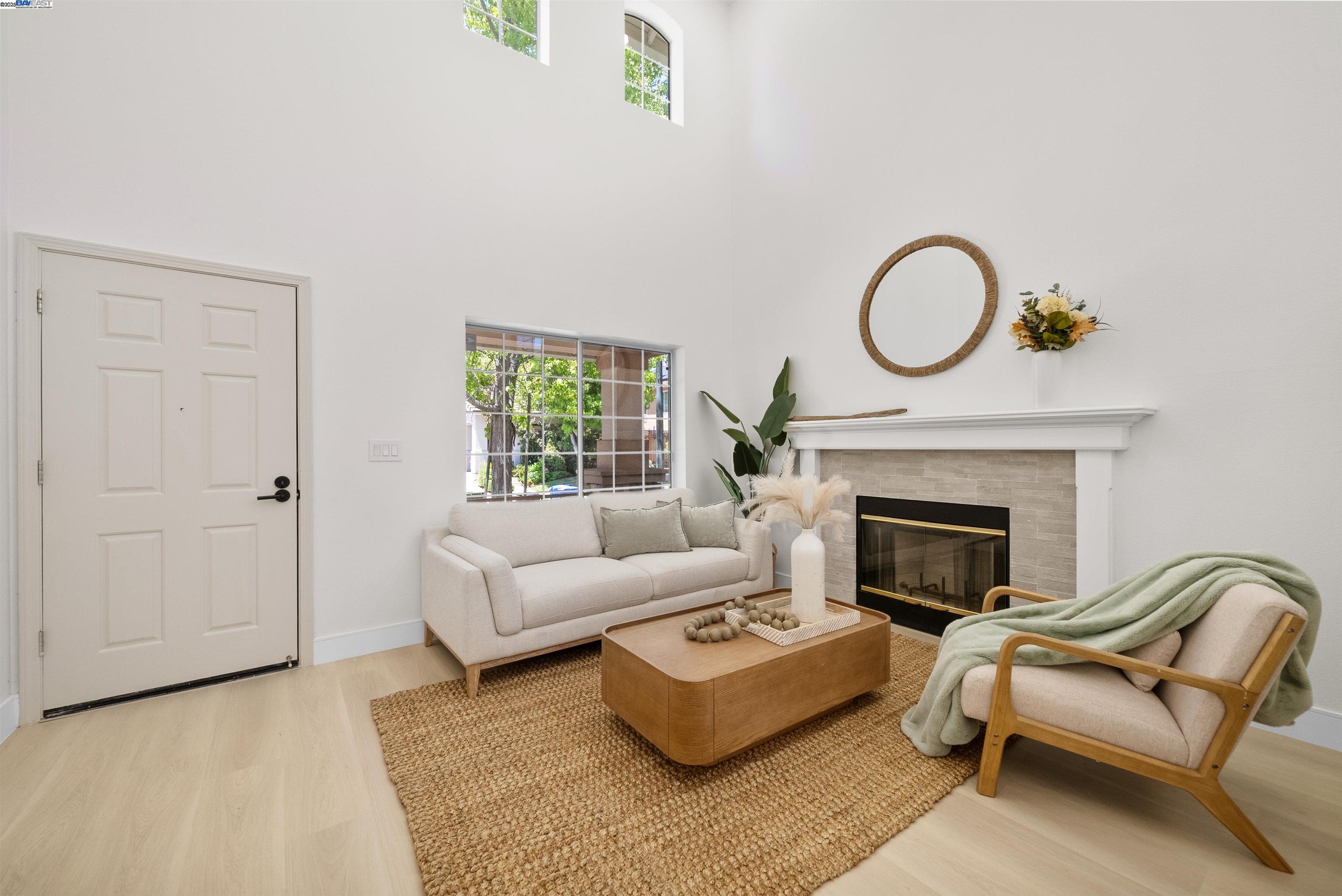 Detail Gallery Image 3 of 34 For 786 Pacu Ter, Fremont,  CA 94536 - 4 Beds | 2/1 Baths
