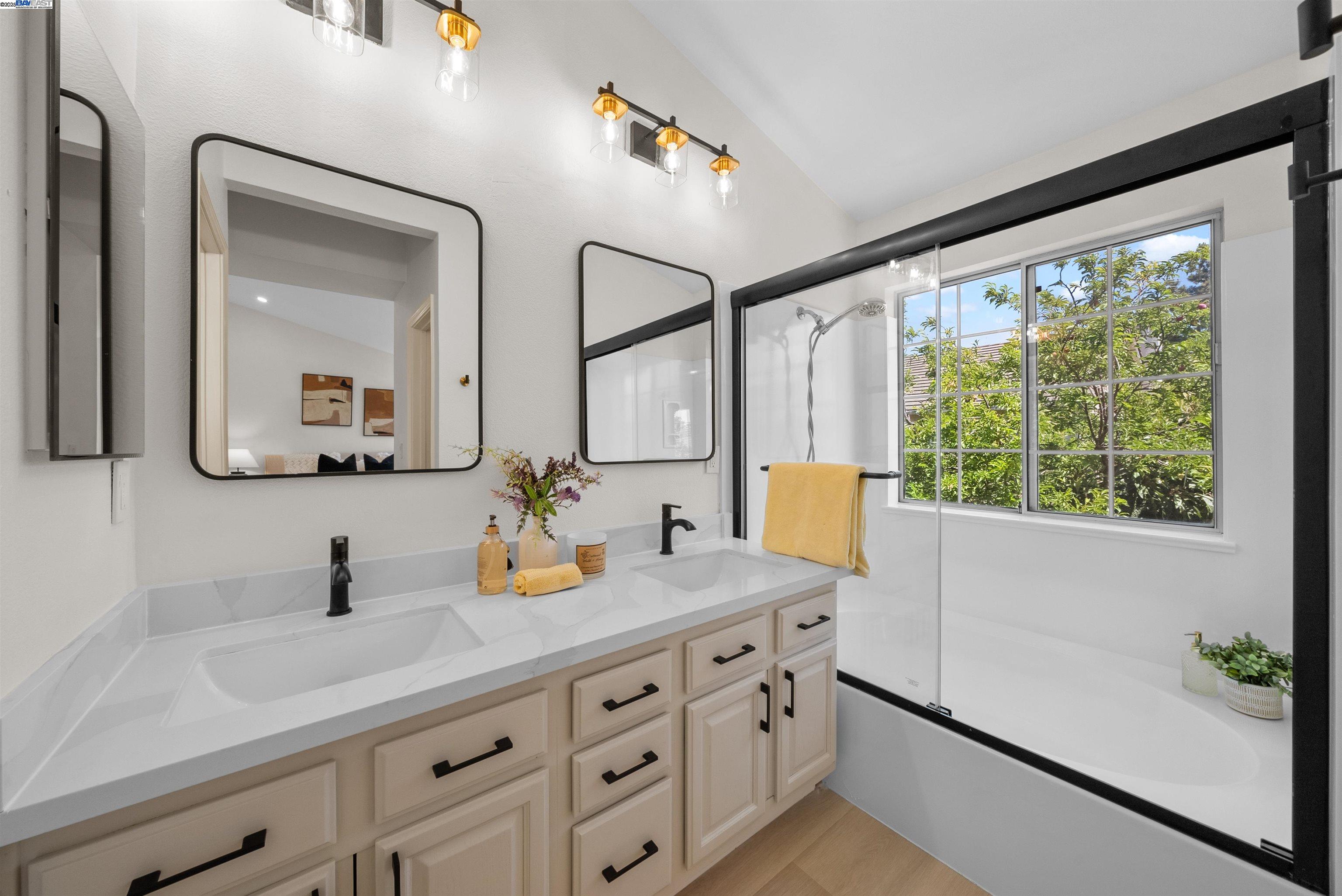 Detail Gallery Image 21 of 34 For 786 Pacu Ter, Fremont,  CA 94536 - 4 Beds | 2/1 Baths