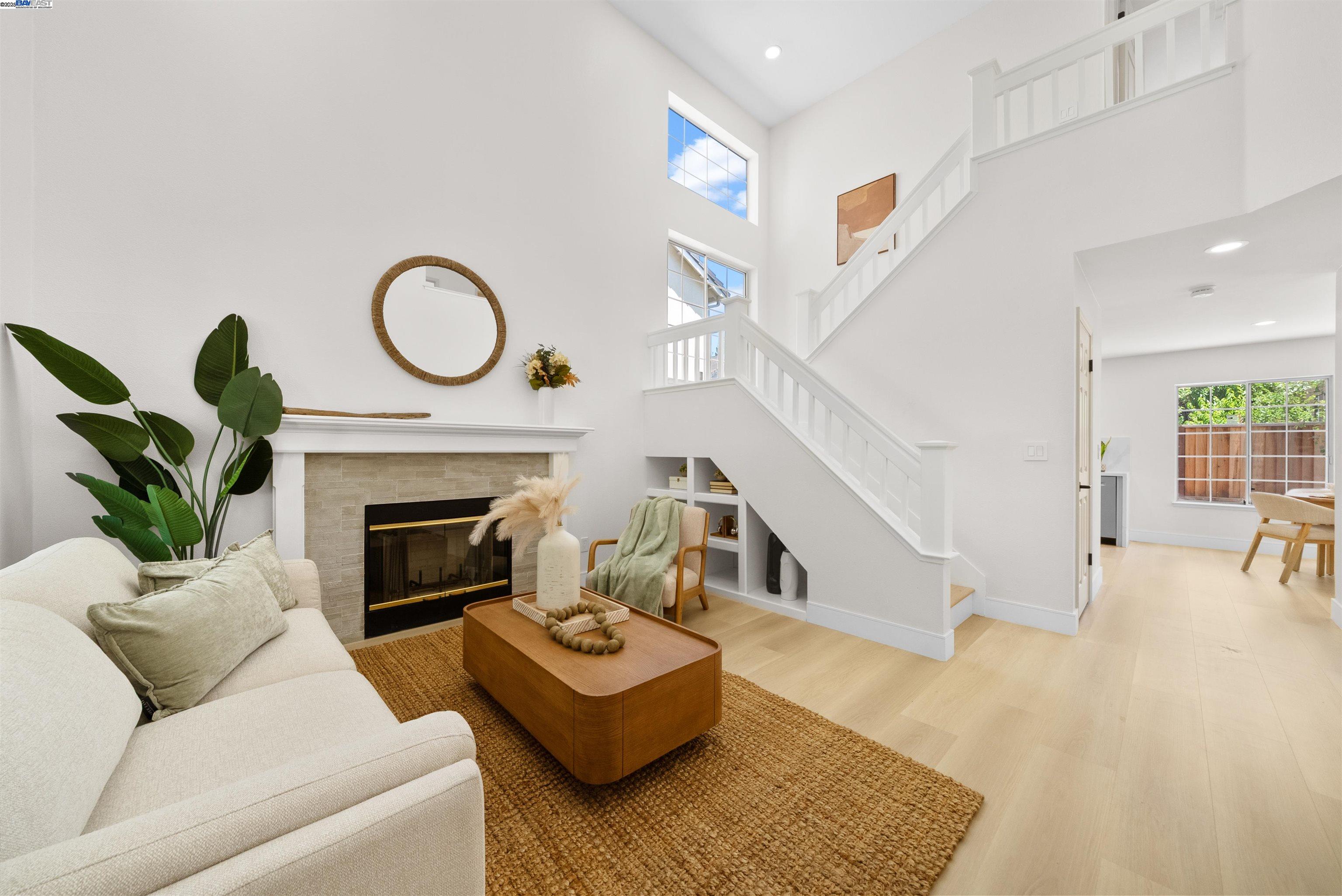 Detail Gallery Image 4 of 34 For 786 Pacu Ter, Fremont,  CA 94536 - 4 Beds | 2/1 Baths