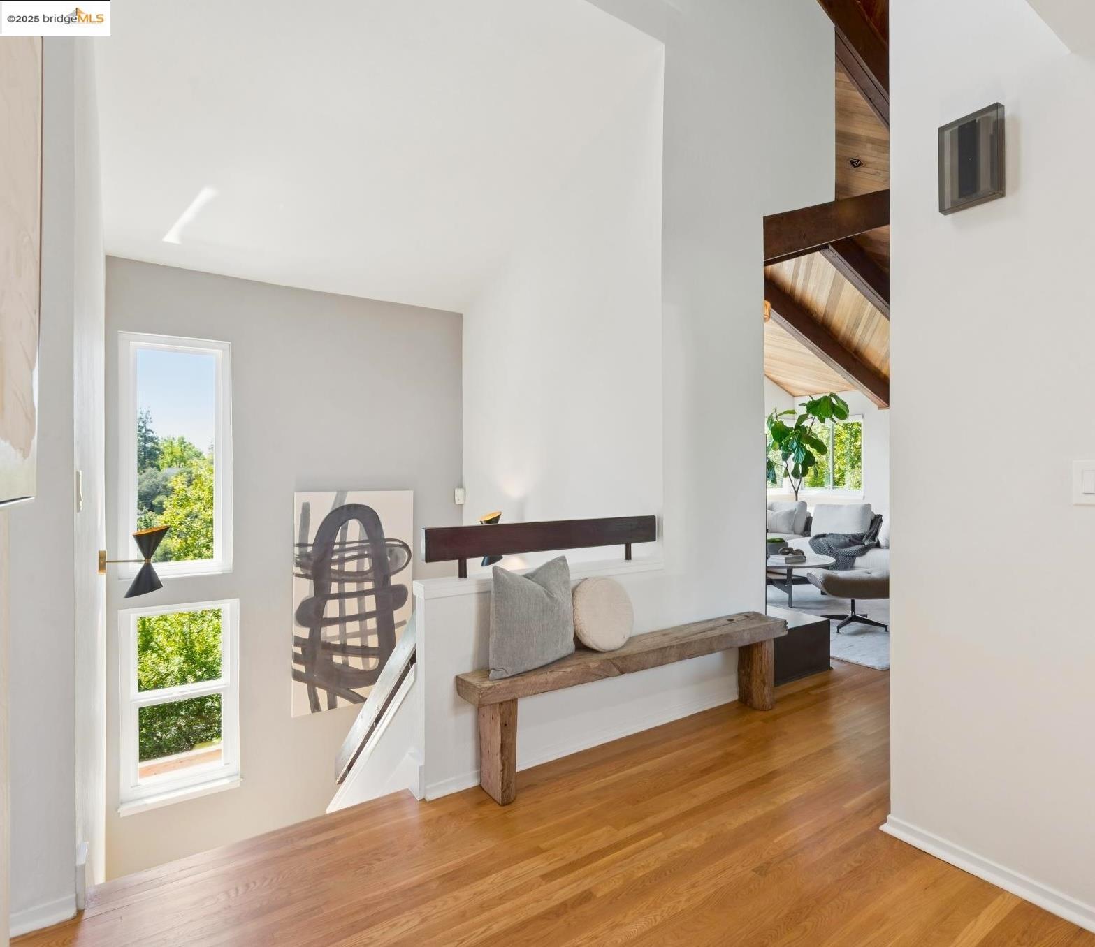 Detail Gallery Image 33 of 60 For 4393 Bridgeview Dr, Oakland,  CA 94602 - 4 Beds | 3/1 Baths