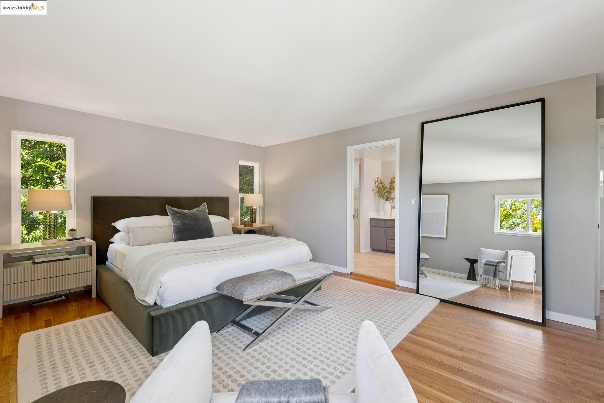 Detail Gallery Image 38 of 60 For 4393 Bridgeview Dr, Oakland,  CA 94602 - 4 Beds | 3/1 Baths