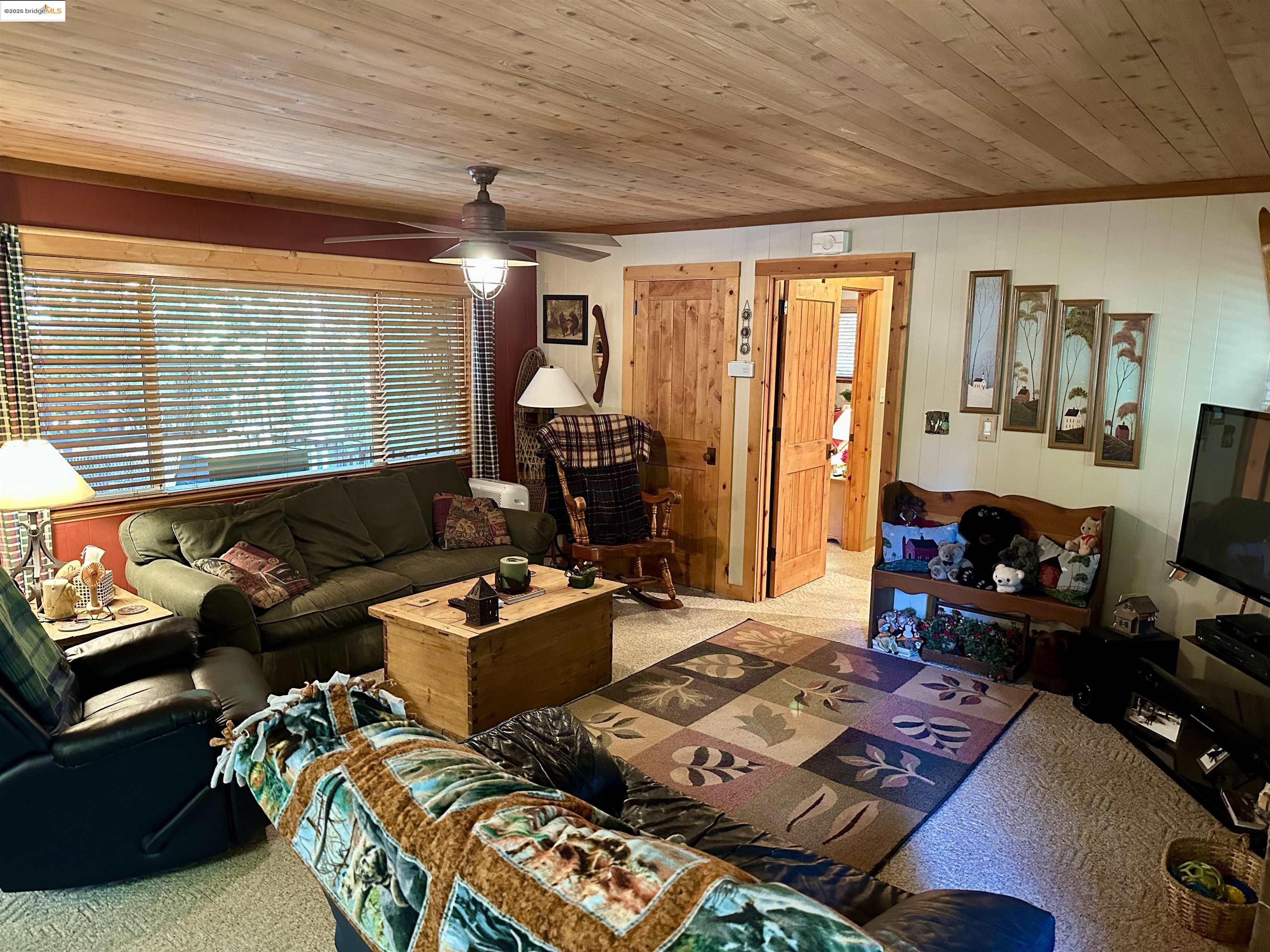 Detail Gallery Image 4 of 27 For 2142 El Dorado, Arnold,  CA 95223 - 3 Beds | 2 Baths