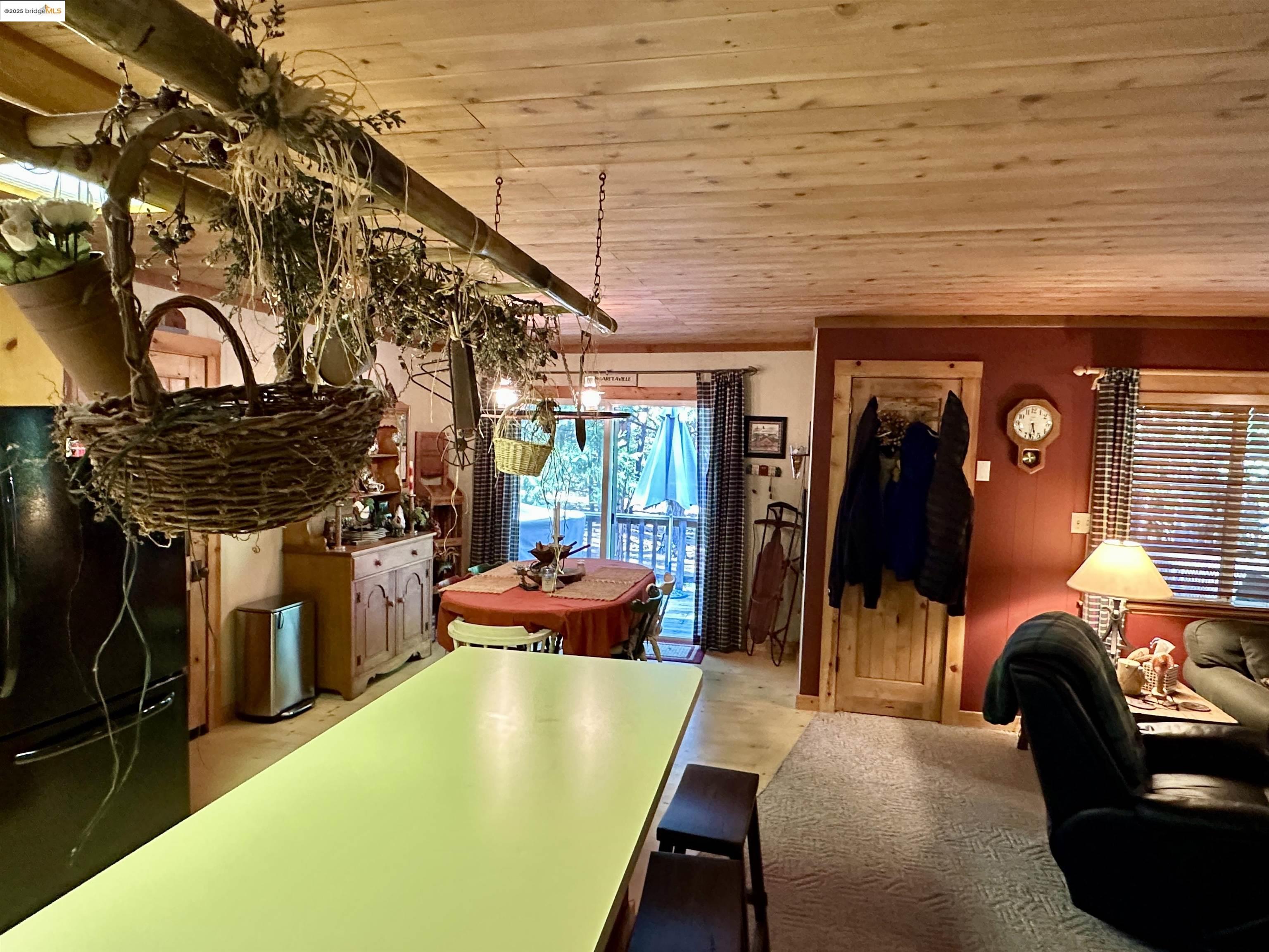 Detail Gallery Image 6 of 27 For 2142 El Dorado, Arnold,  CA 95223 - 3 Beds | 2 Baths