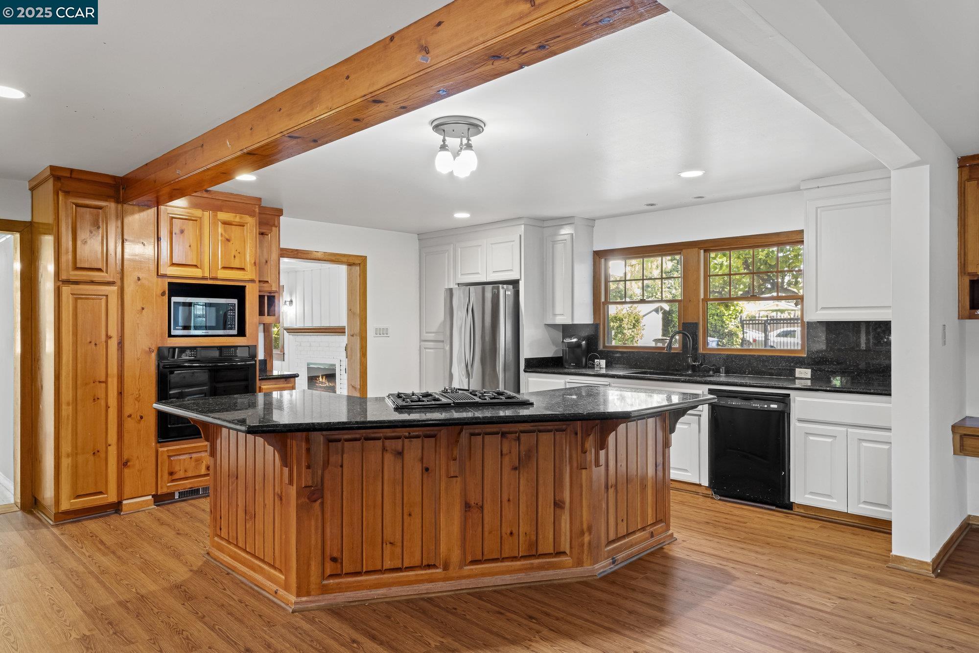 Detail Gallery Image 24 of 60 For 3505 Euclid Ave, Concord,  CA 94519 - 4 Beds | 3 Baths