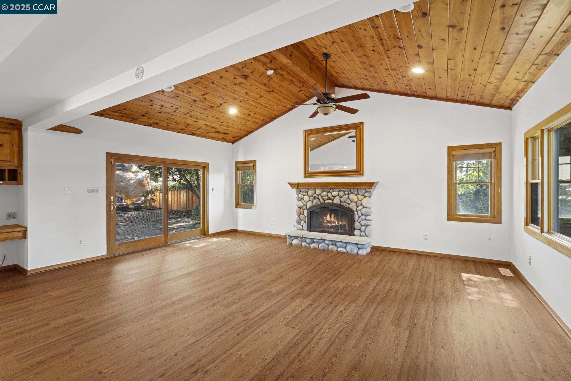 Detail Gallery Image 28 of 60 For 3505 Euclid Ave, Concord,  CA 94519 - 4 Beds | 3 Baths