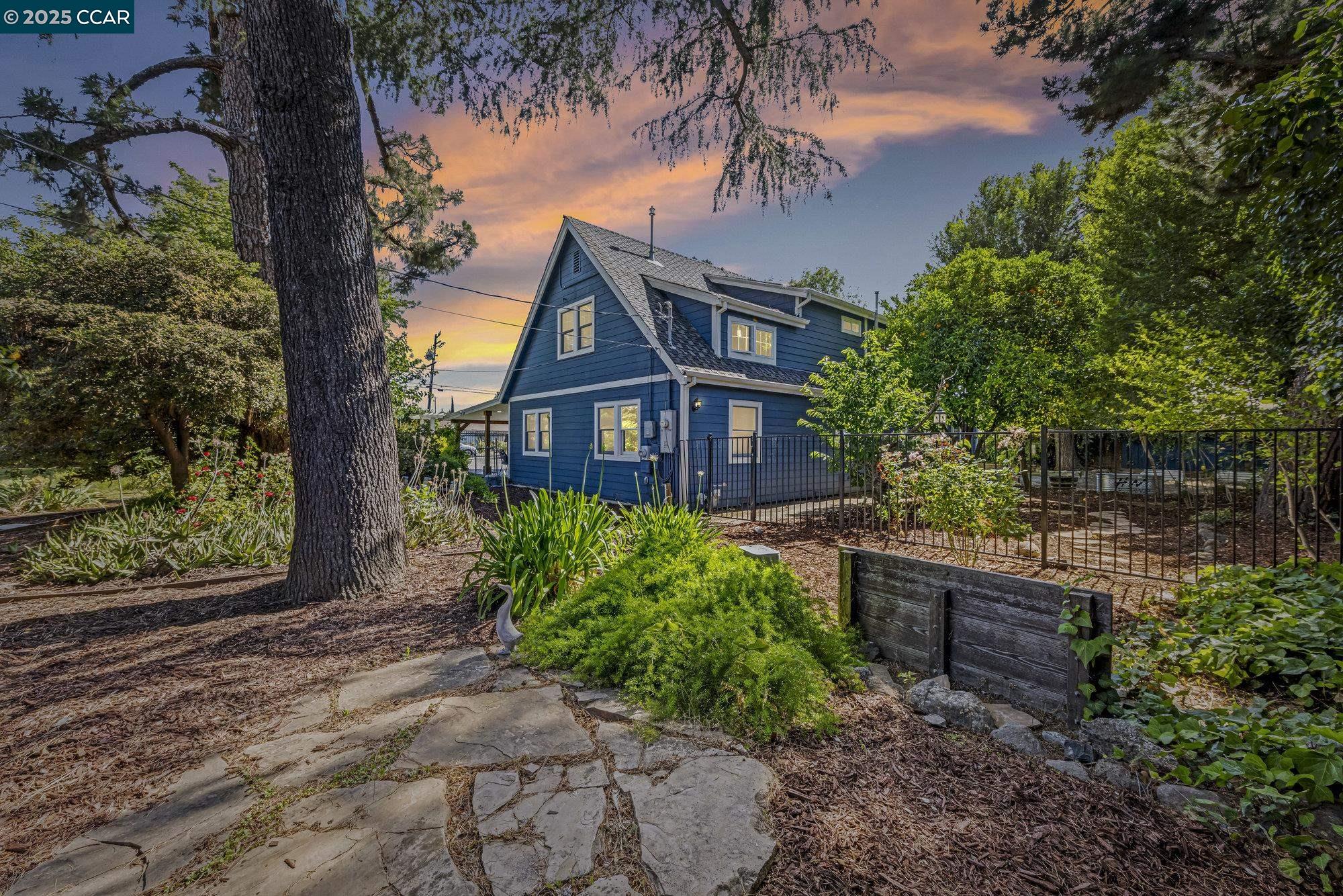 Detail Gallery Image 34 of 60 For 3505 Euclid Ave, Concord,  CA 94519 - 4 Beds | 3 Baths