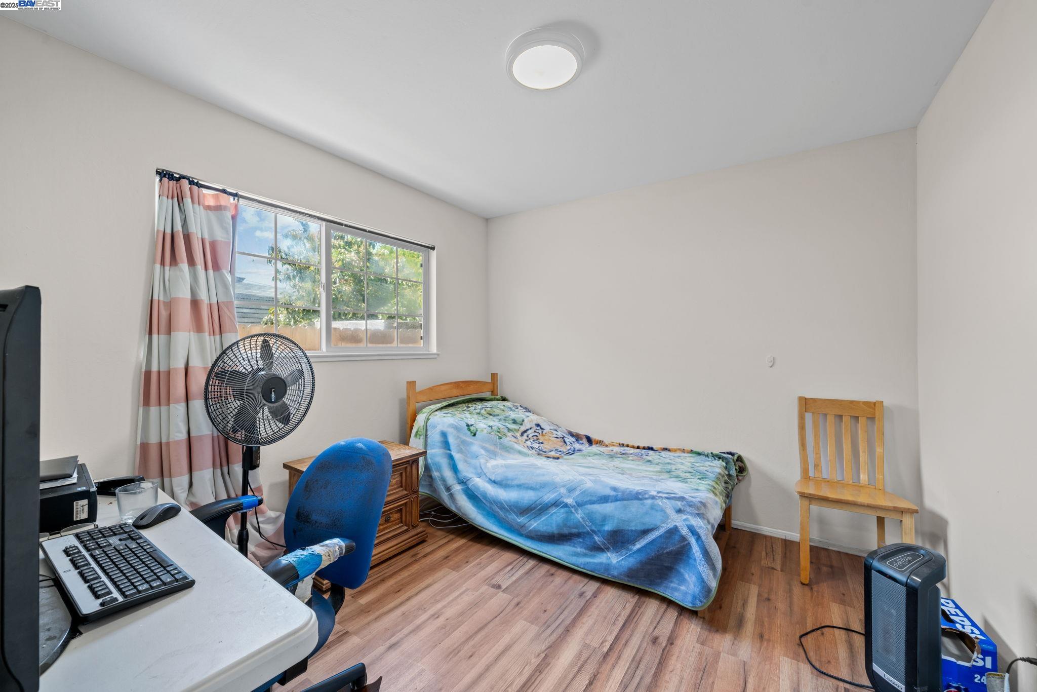 Detail Gallery Image 20 of 30 For 16829 Daryl Ave, San Lorenzo,  CA 94580 - 4 Beds | 2 Baths