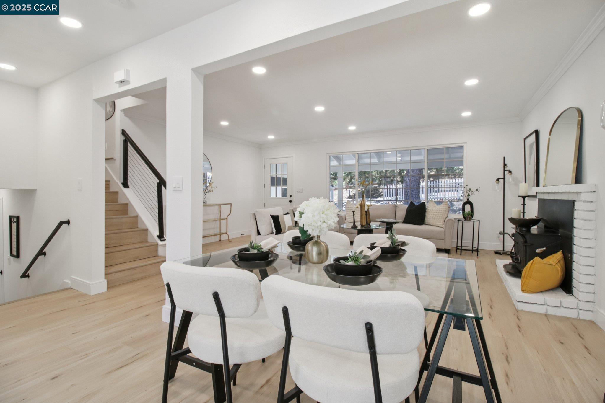 Detail Gallery Image 9 of 31 For 34 Vista Ln, Alamo,  CA 94507 - 4 Beds | 2/1 Baths