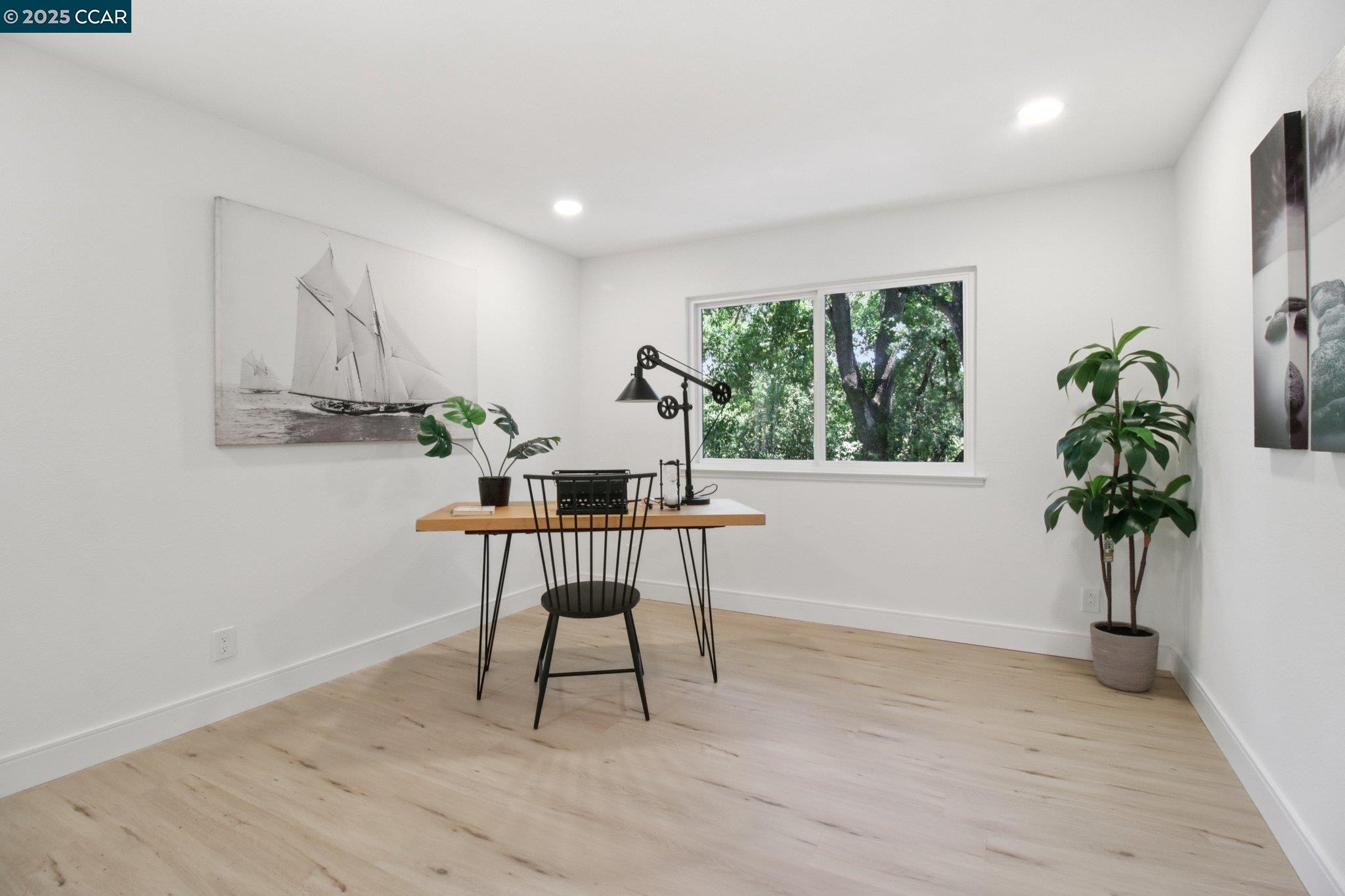 Detail Gallery Image 15 of 31 For 34 Vista Ln, Alamo,  CA 94507 - 4 Beds | 2/1 Baths