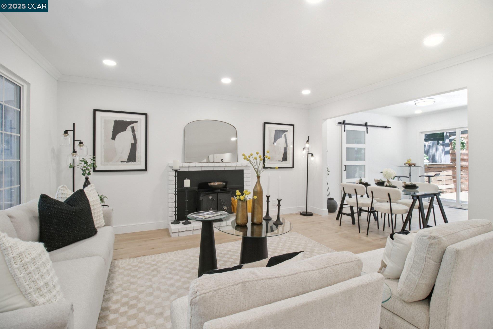 Detail Gallery Image 4 of 31 For 34 Vista Ln, Alamo,  CA 94507 - 4 Beds | 2/1 Baths