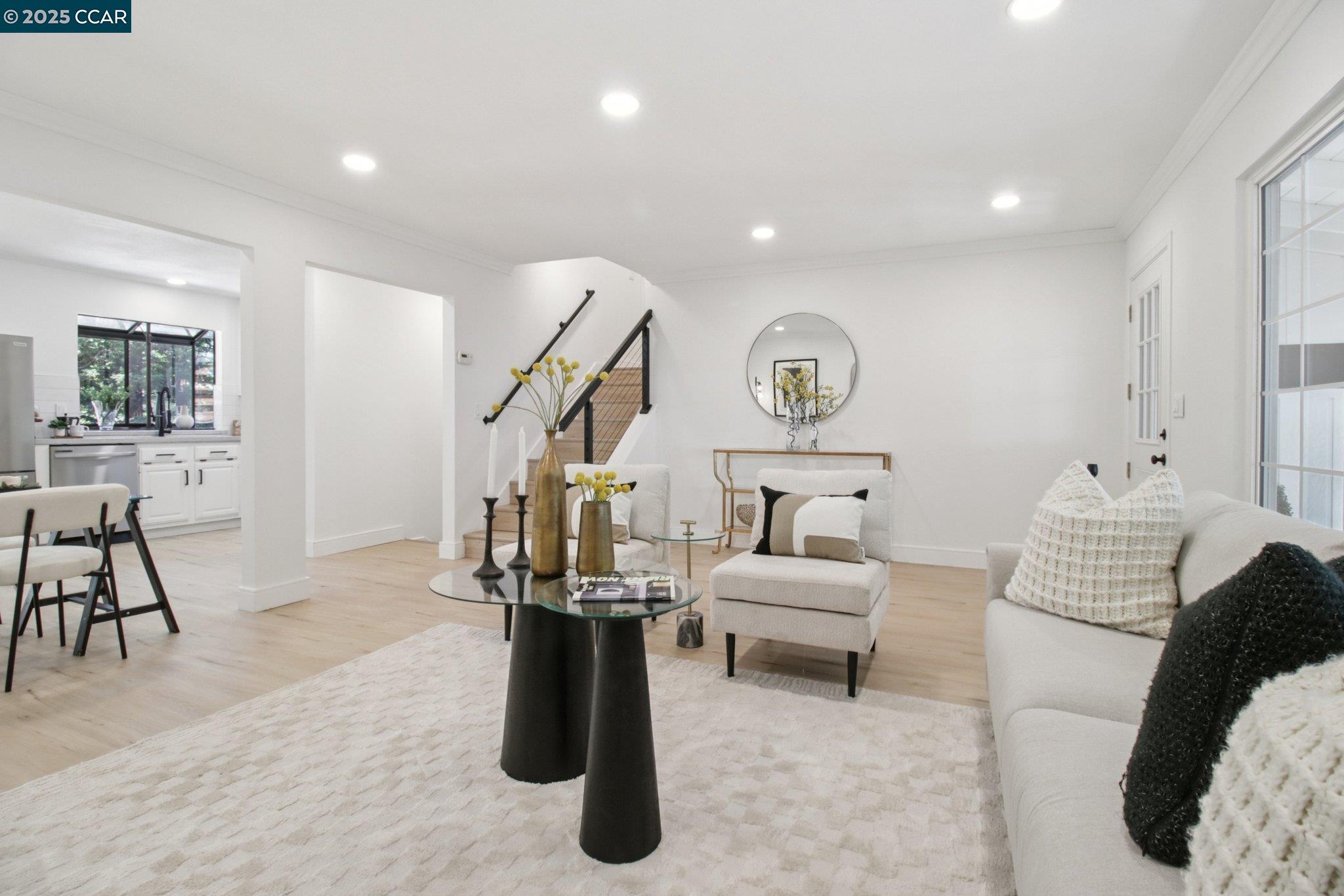 Detail Gallery Image 7 of 31 For 34 Vista Ln, Alamo,  CA 94507 - 4 Beds | 2/1 Baths