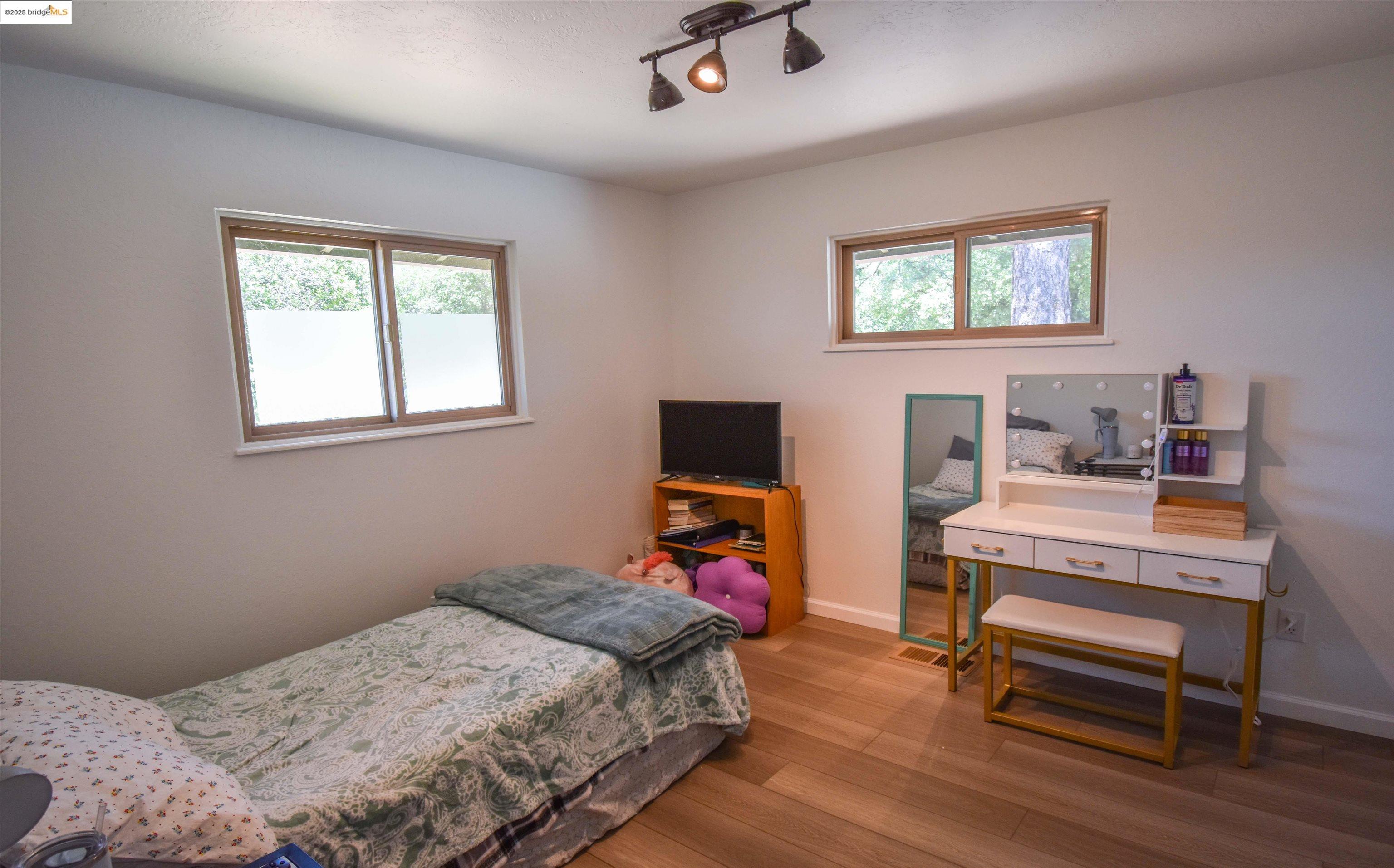 Detail Gallery Image 24 of 38 For 20456 Skyline Rd, Tuolumne,  CA 95379 - 4 Beds | 3 Baths