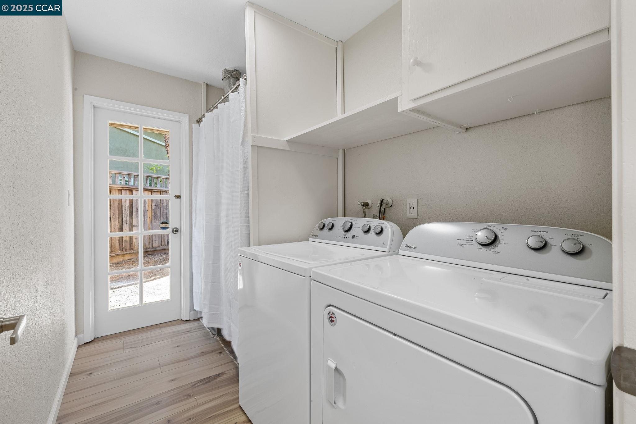 Detail Gallery Image 23 of 37 For 9 Glen Dr, Fairfax,  CA 94930 - 4 Beds | 2/1 Baths