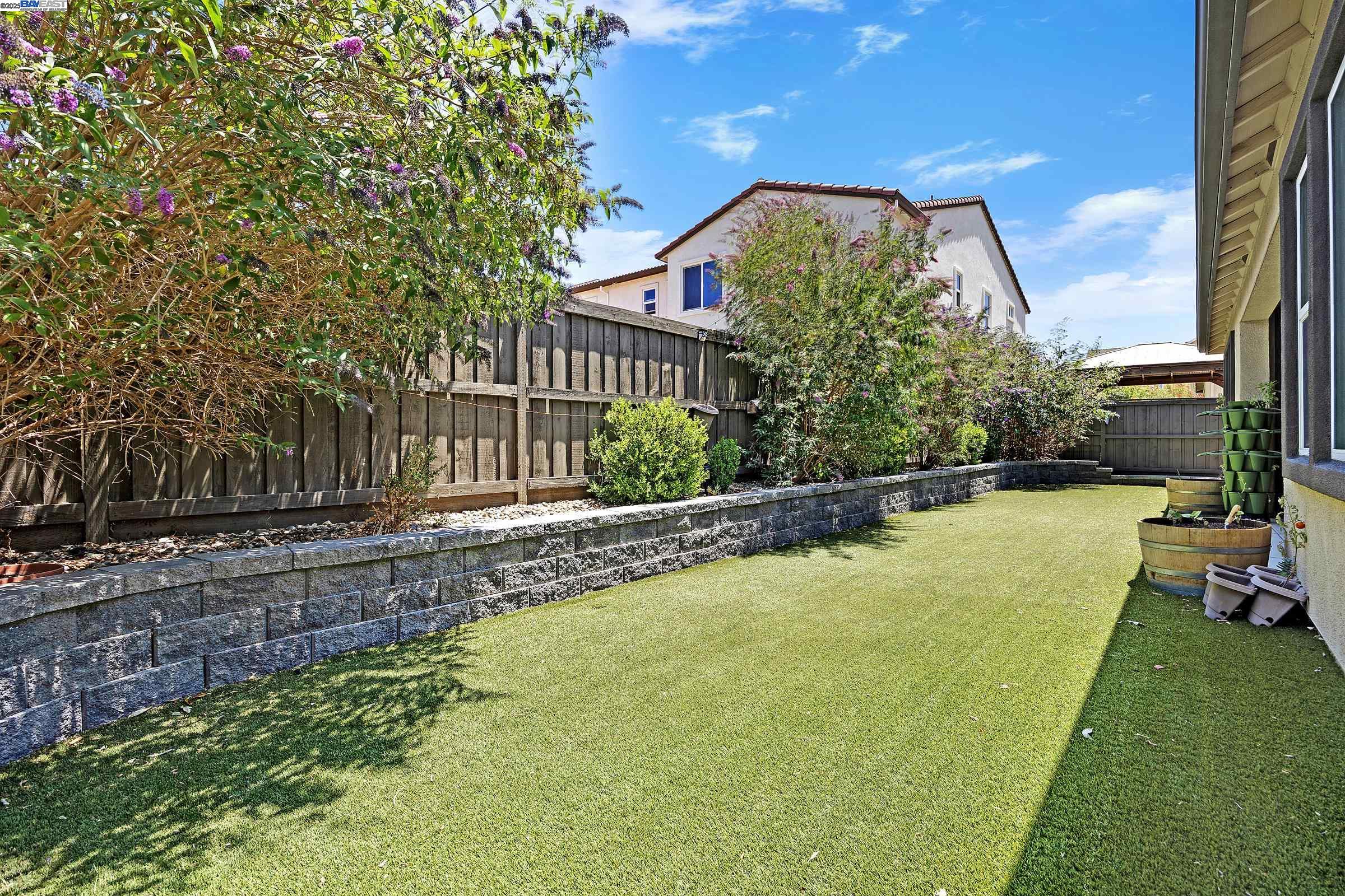 Detail Gallery Image 23 of 24 For 4650 Martha Ave, Tracy,  CA 95377 - 4 Beds | 2/1 Baths