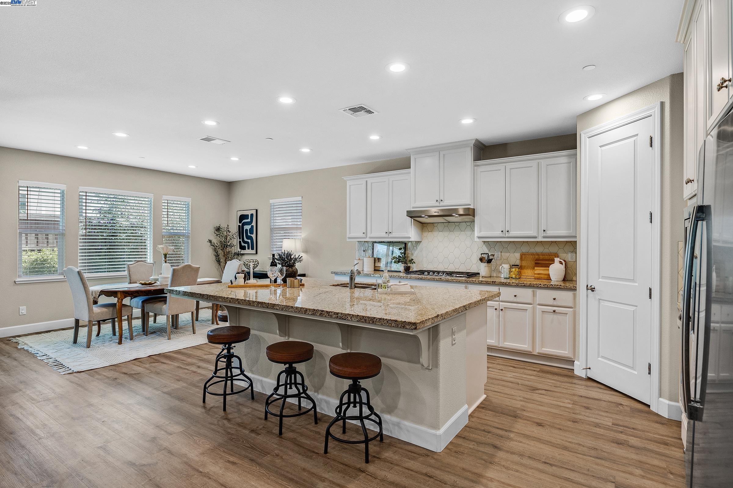 Detail Gallery Image 7 of 24 For 4650 Martha Ave, Tracy,  CA 95377 - 4 Beds | 2/1 Baths