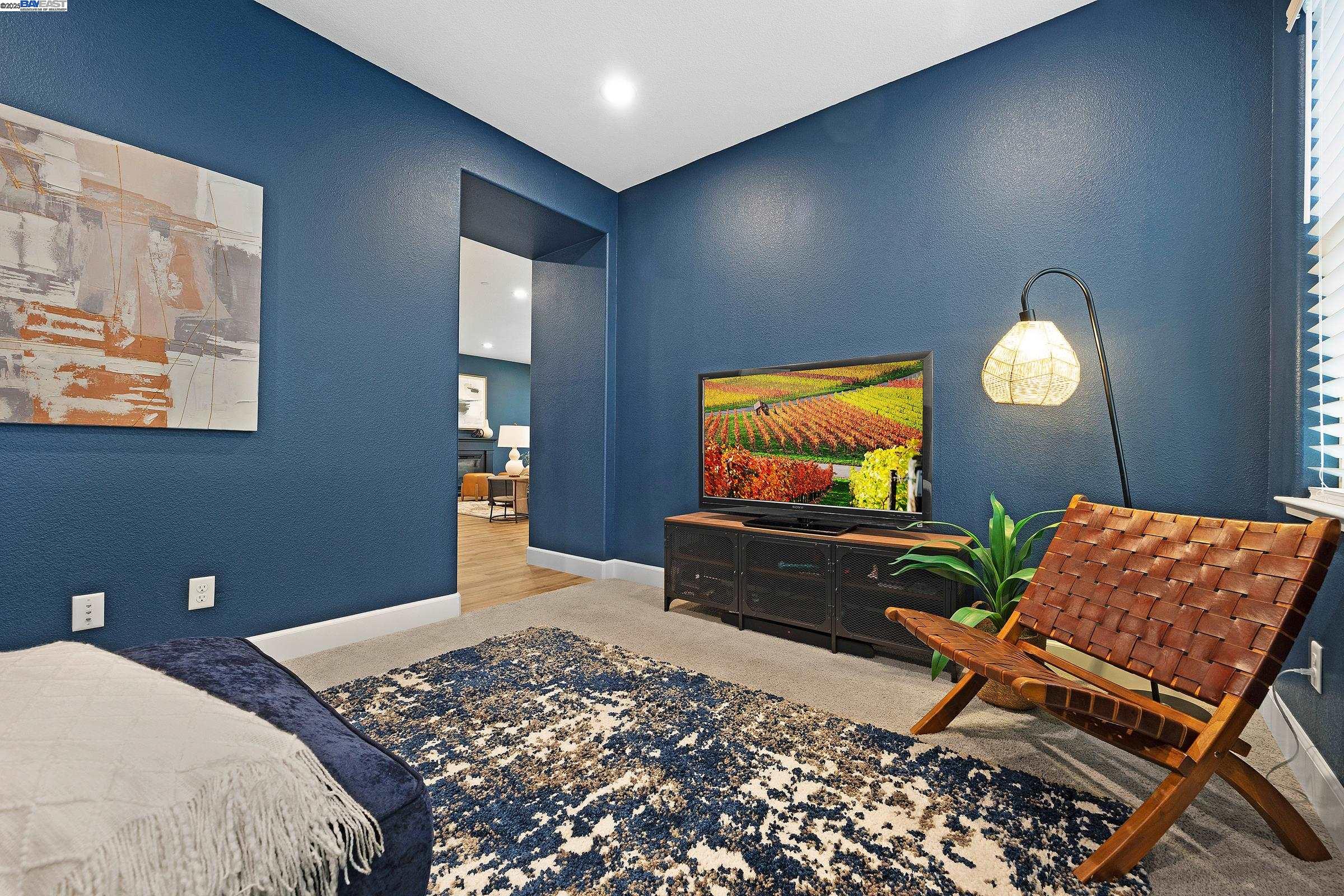 Detail Gallery Image 10 of 24 For 4650 Martha Ave, Tracy,  CA 95377 - 4 Beds | 2/1 Baths