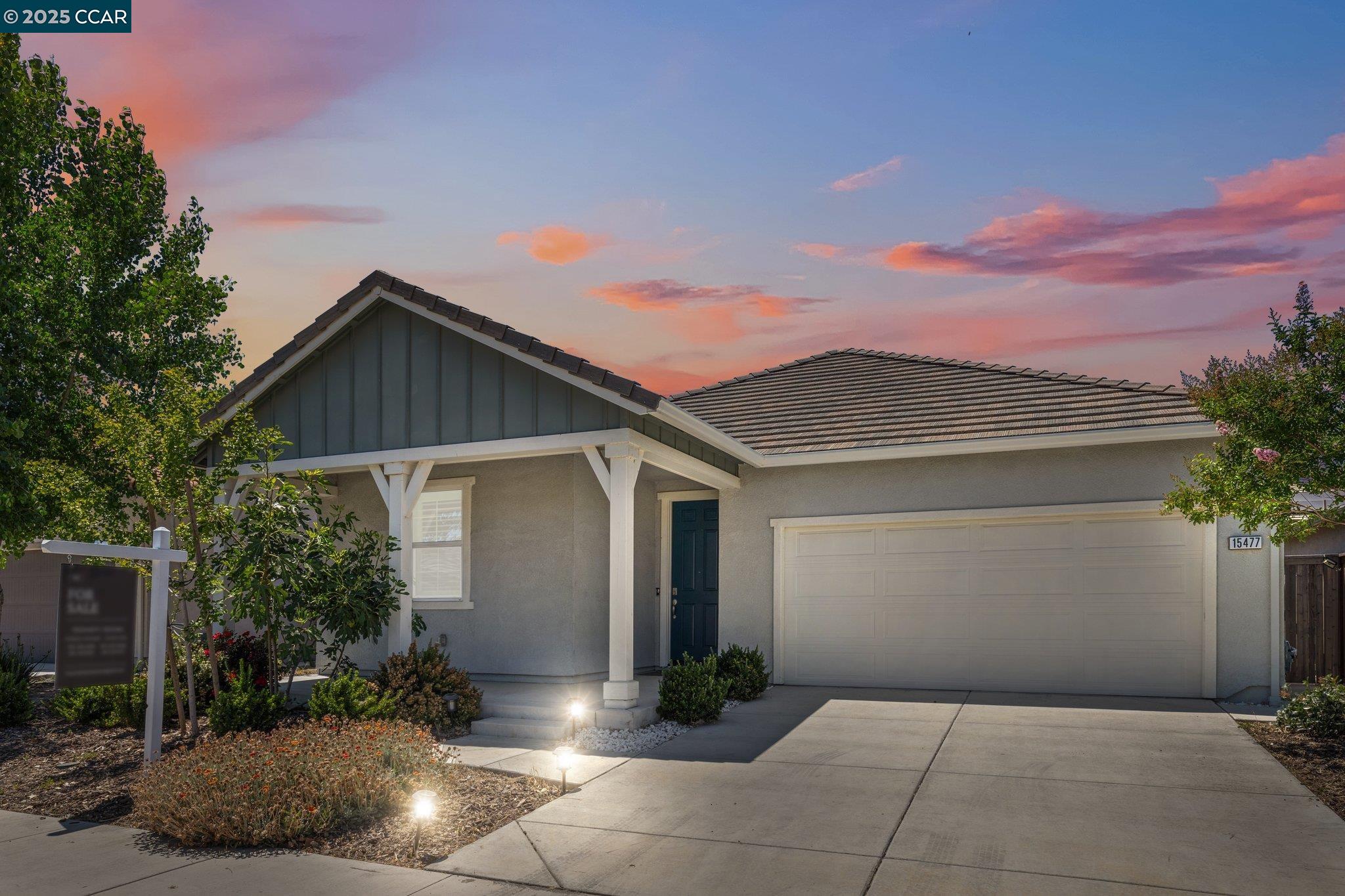 Detail Gallery Image 4 of 39 For 15477 Port Washington St, Lathrop,  CA 95330 - 3 Beds | 2 Baths