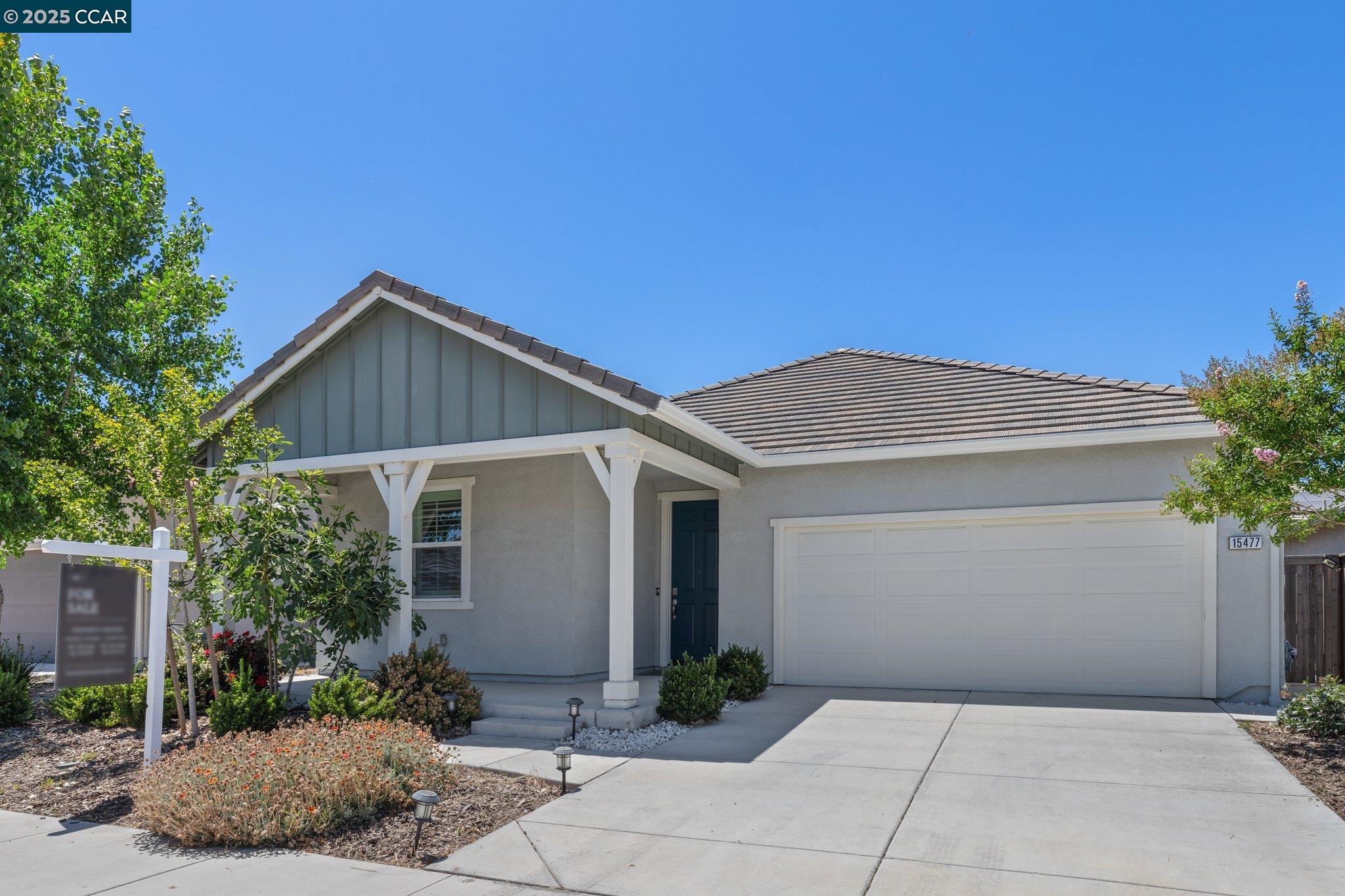 Detail Gallery Image 5 of 39 For 15477 Port Washington St, Lathrop,  CA 95330 - 3 Beds | 2 Baths