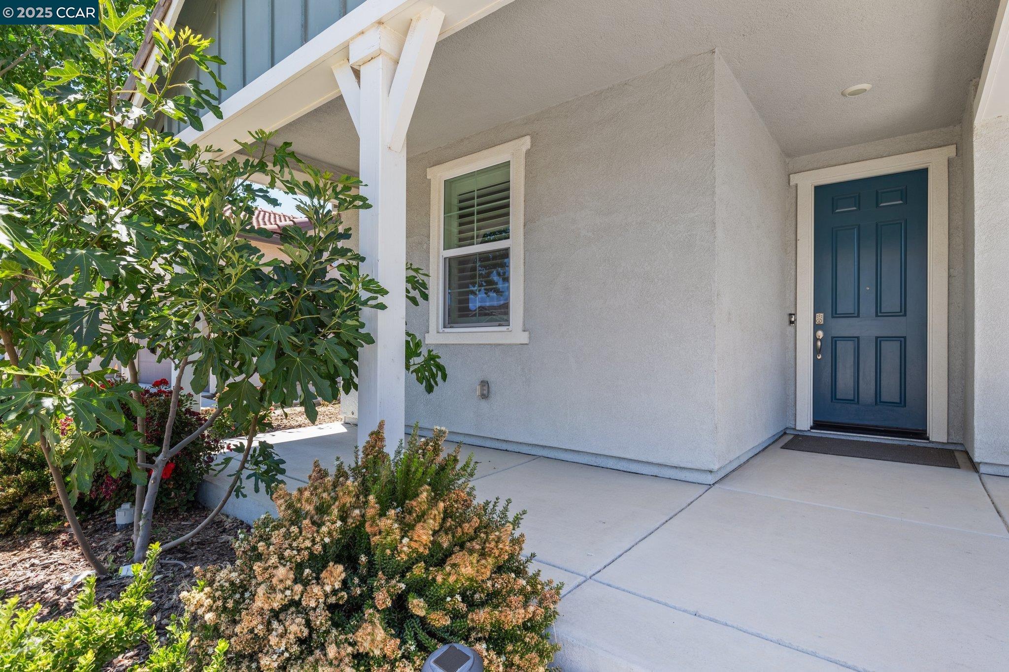 Detail Gallery Image 6 of 39 For 15477 Port Washington St, Lathrop,  CA 95330 - 3 Beds | 2 Baths
