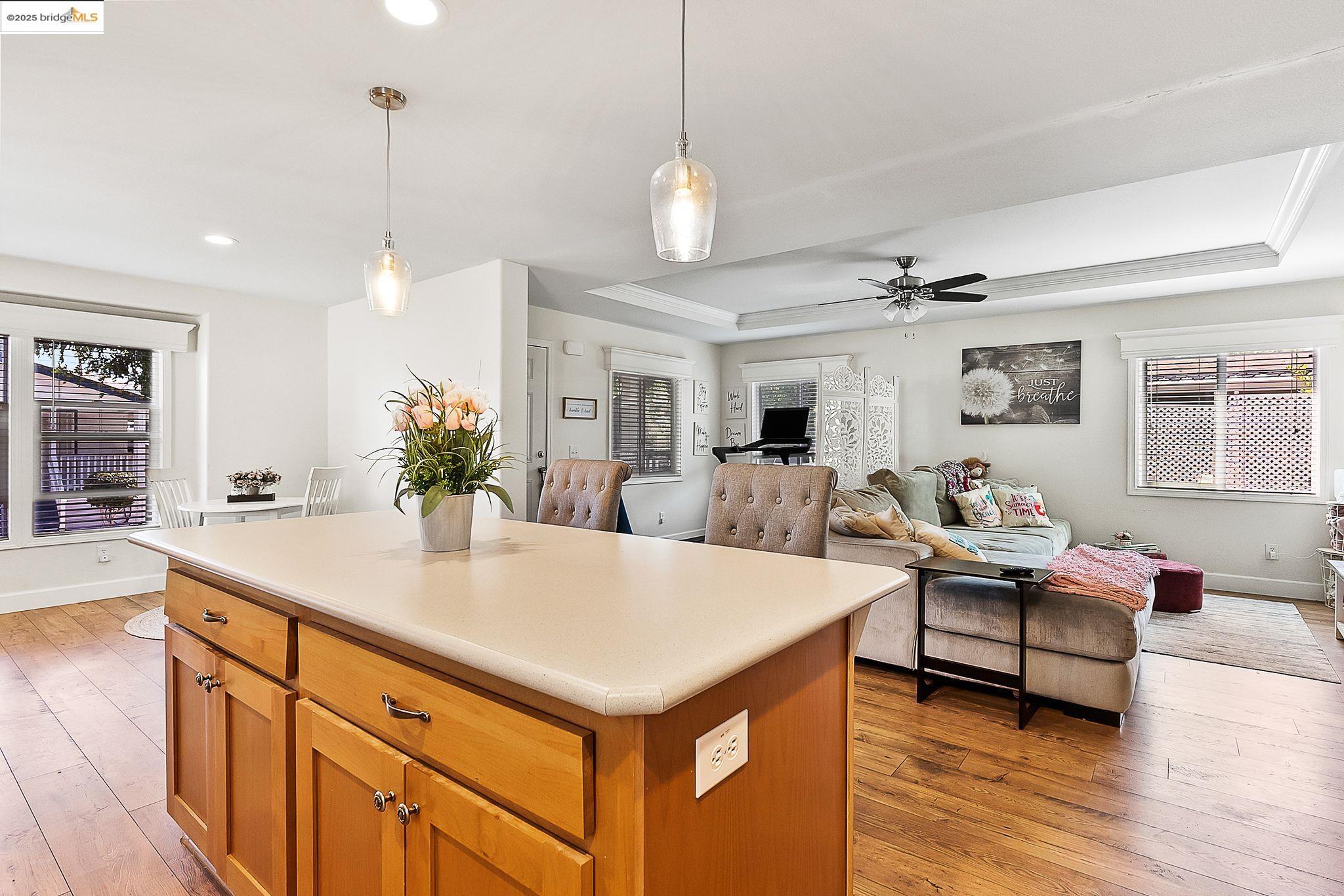 Detail Gallery Image 17 of 37 For 156 Tiki Ln, Pittsburg,  CA 94565 - 3 Beds | 2 Baths