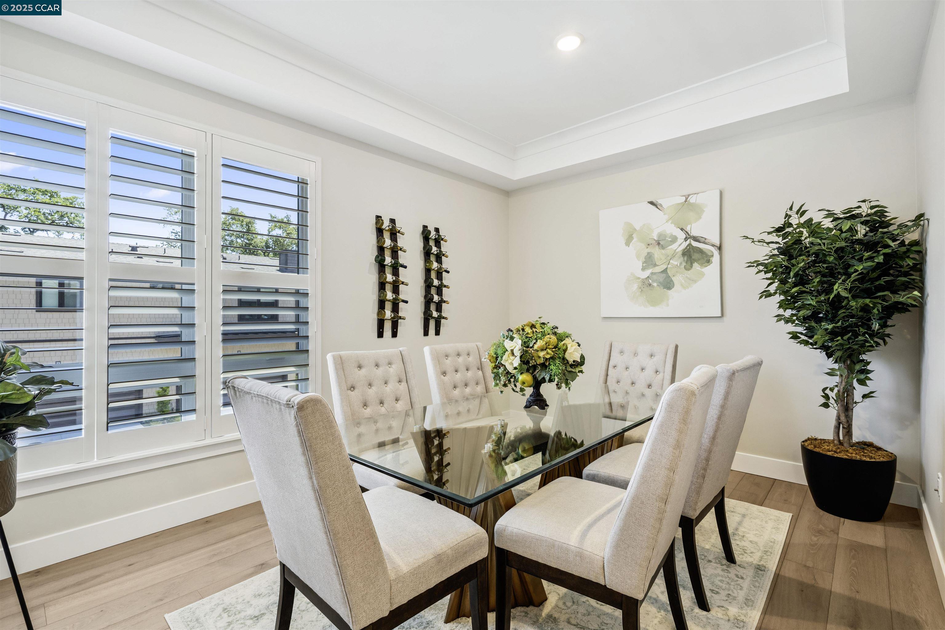 Detail Gallery Image 6 of 18 For 20 Woodbury Highlands Court #12,  Lafayette,  CA 94549-2505 - 2 Beds | 2/1 Baths