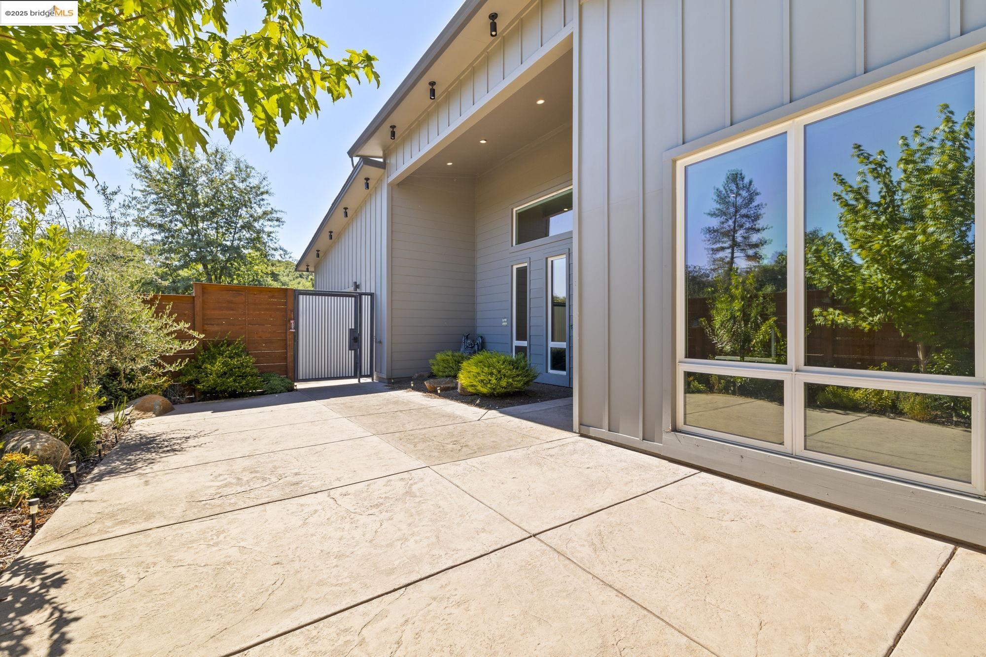 Detail Gallery Image 33 of 37 For 18870 Old Bridge Rd, Jamestown,  CA 95327 - 3 Beds | 2 Baths