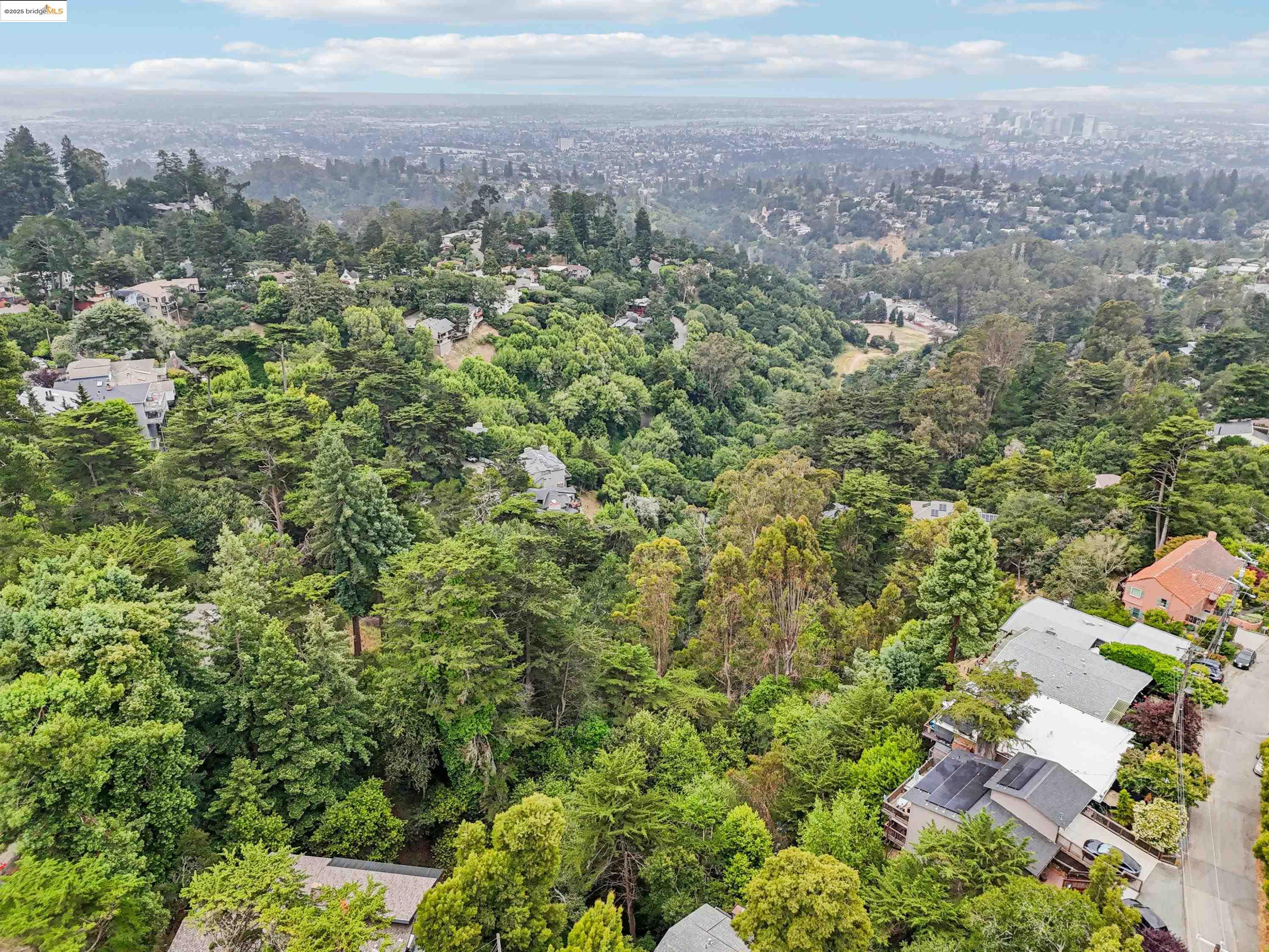 Detail Gallery Image 9 of 13 For Girvin Dr, Oakland,  CA 94603 - – Beds | – Baths