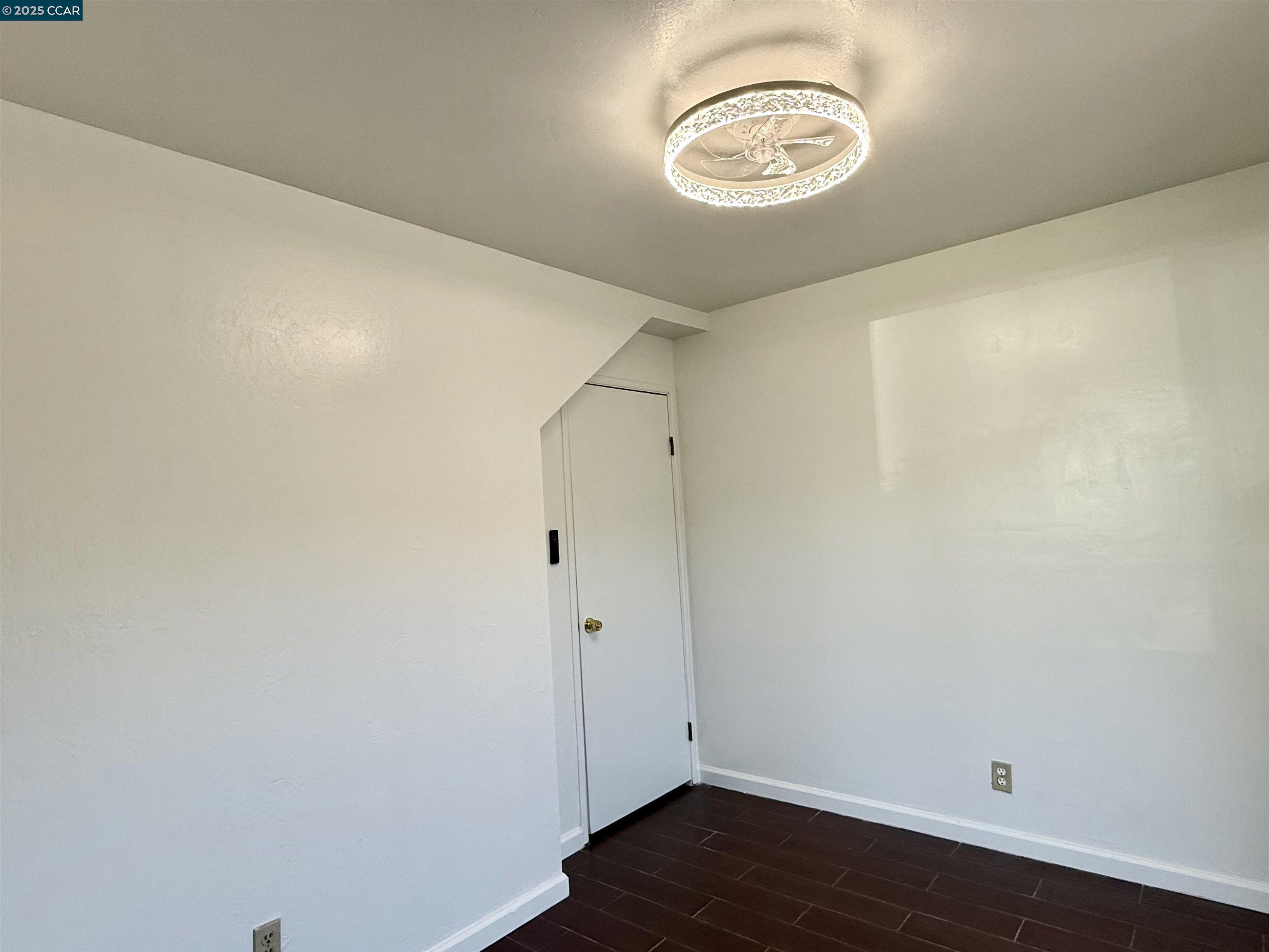 Detail Gallery Image 11 of 36 For 19 Flamingo Ct, American Canyon,  CA 94503 - 4 Beds | 2 Baths