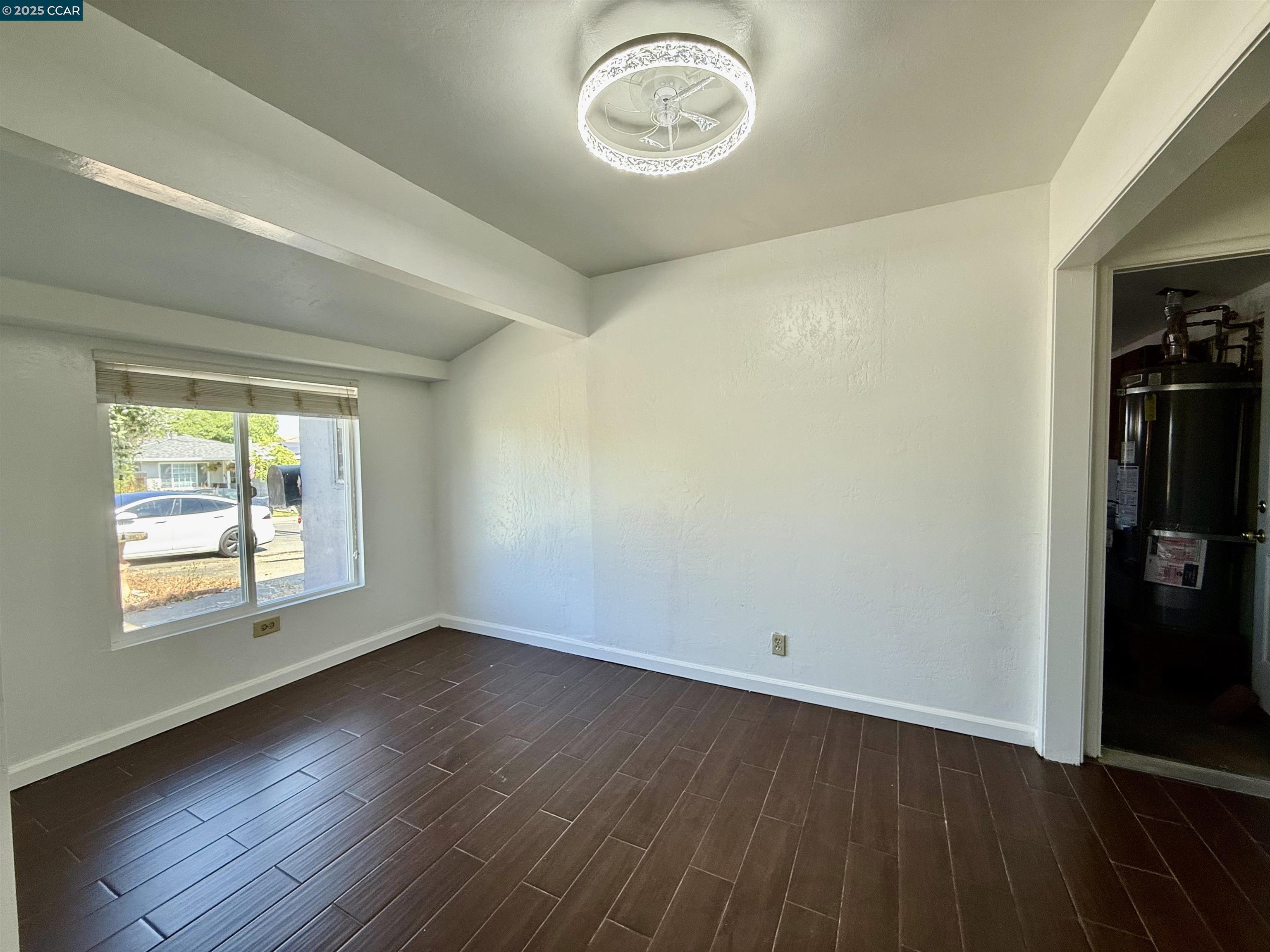 Detail Gallery Image 12 of 36 For 19 Flamingo Ct, American Canyon,  CA 94503 - 4 Beds | 2 Baths