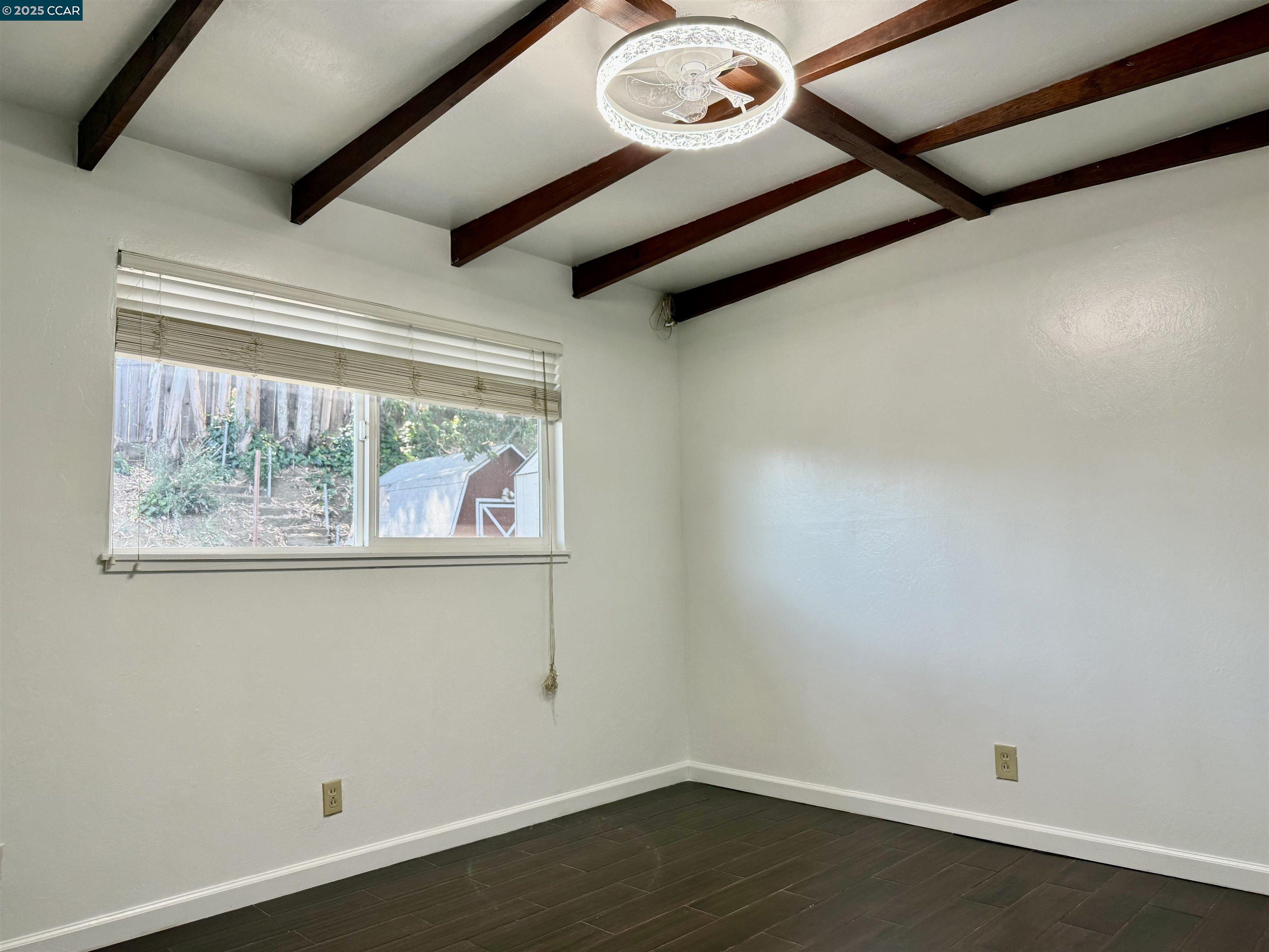 Detail Gallery Image 14 of 36 For 19 Flamingo Ct, American Canyon,  CA 94503 - 4 Beds | 2 Baths