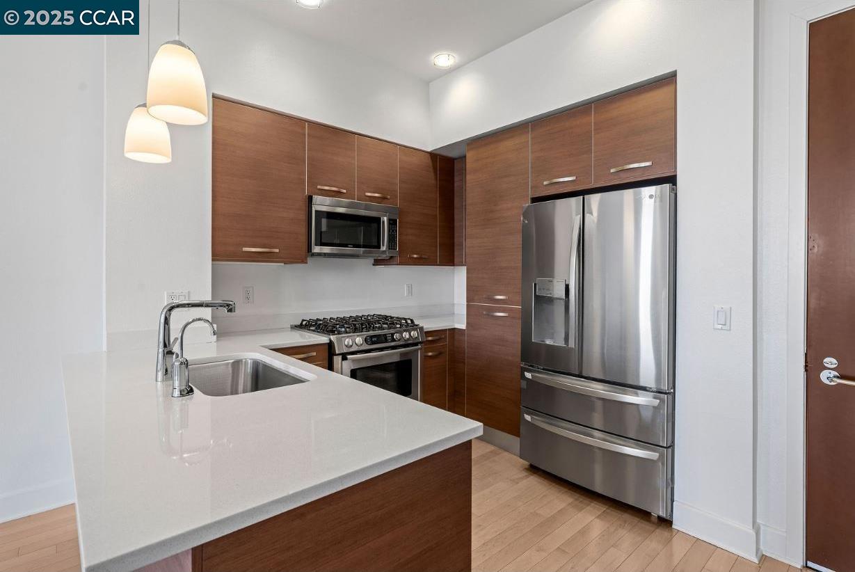 MLS: 41102273 Condo For Sale