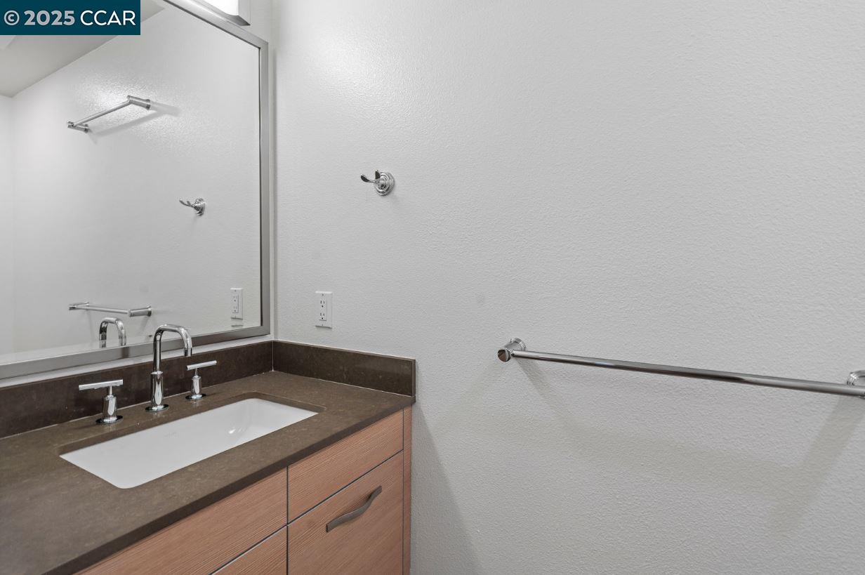 Photo #12: 41102273 Listing: Photo #12