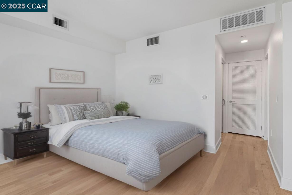 Photo #8: 41102273 Listing: Photo #8