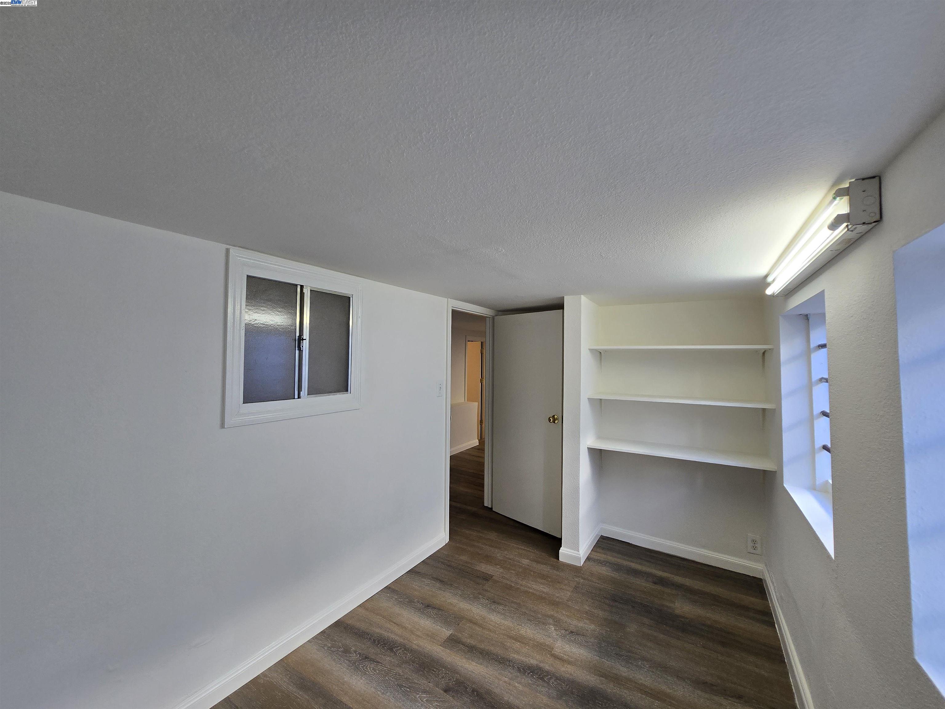 2954 Delaware St, Oakland, California 94602, 3 Bedrooms Bedrooms, 6 Rooms Rooms,1 BathroomBathrooms,Residential,For Sale,2954 Delaware St,41102282