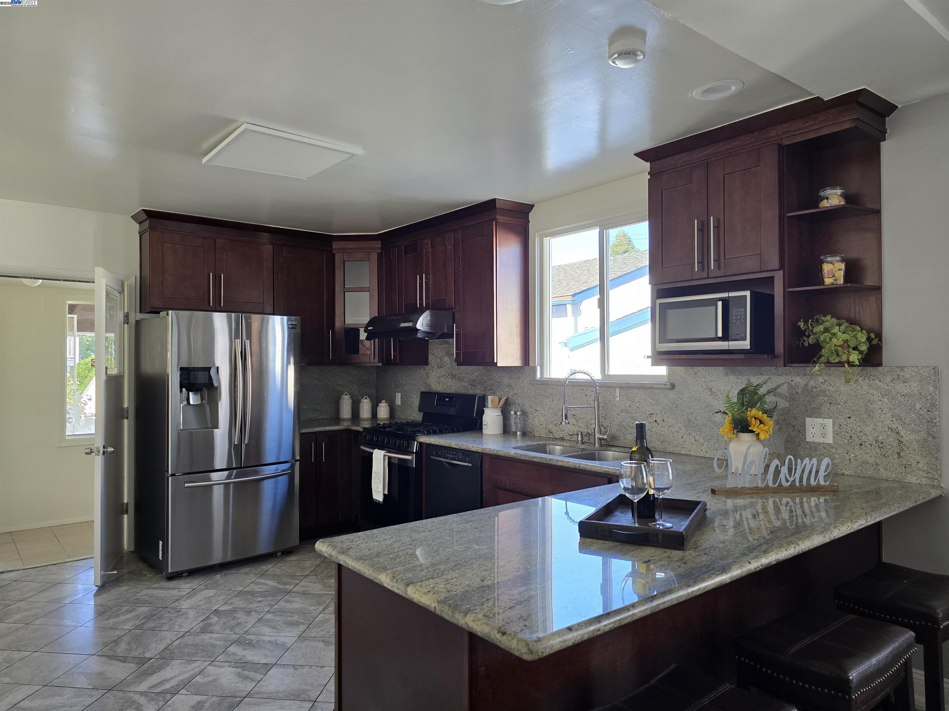 2954 Delaware St, Oakland, California 94602, 3 Bedrooms Bedrooms, 6 Rooms Rooms,1 BathroomBathrooms,Residential,For Sale,2954 Delaware St,41102282