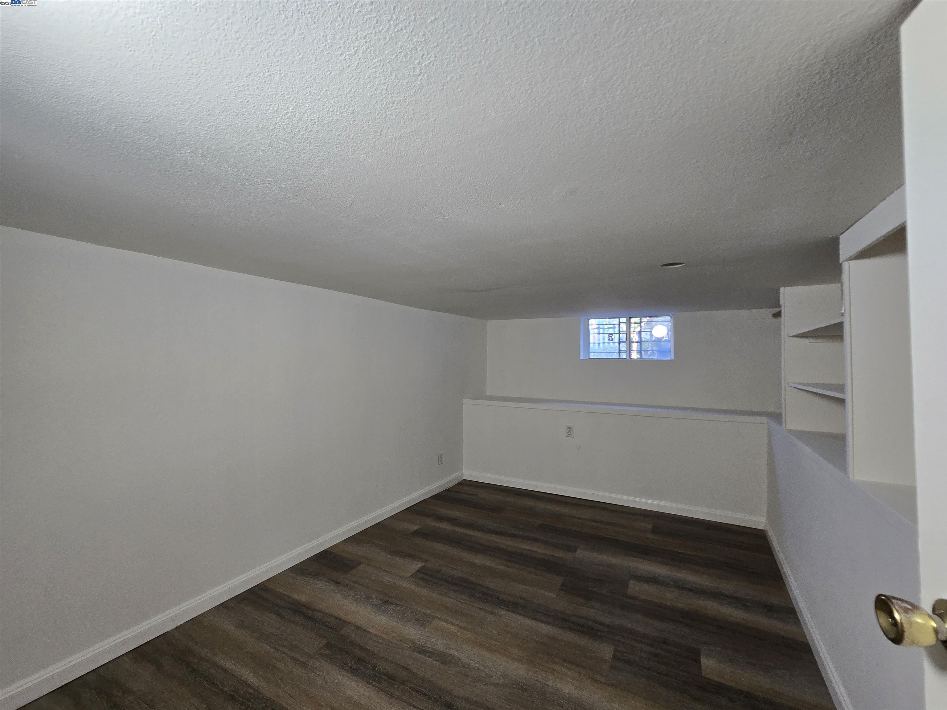 2954 Delaware St, Oakland, California 94602, 3 Bedrooms Bedrooms, 6 Rooms Rooms,1 BathroomBathrooms,Residential,For Sale,2954 Delaware St,41102282