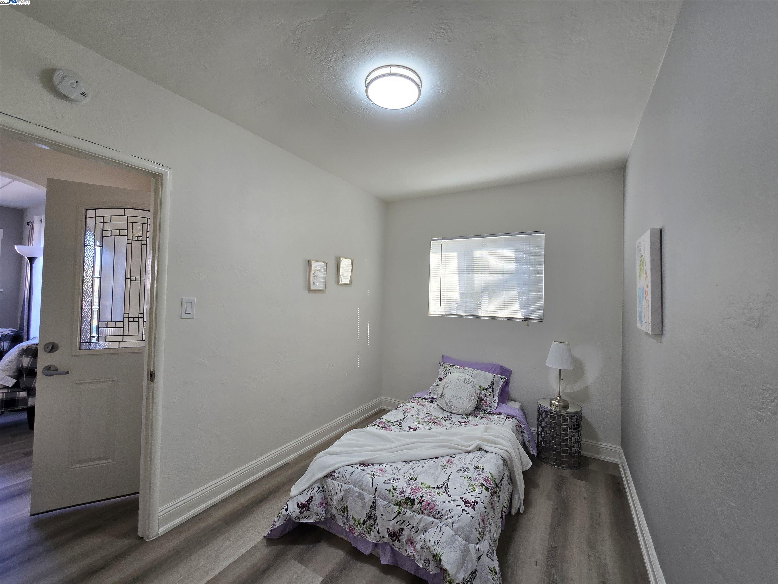 2954 Delaware St, Oakland, California 94602, 3 Bedrooms Bedrooms, 6 Rooms Rooms,1 BathroomBathrooms,Residential,For Sale,2954 Delaware St,41102282