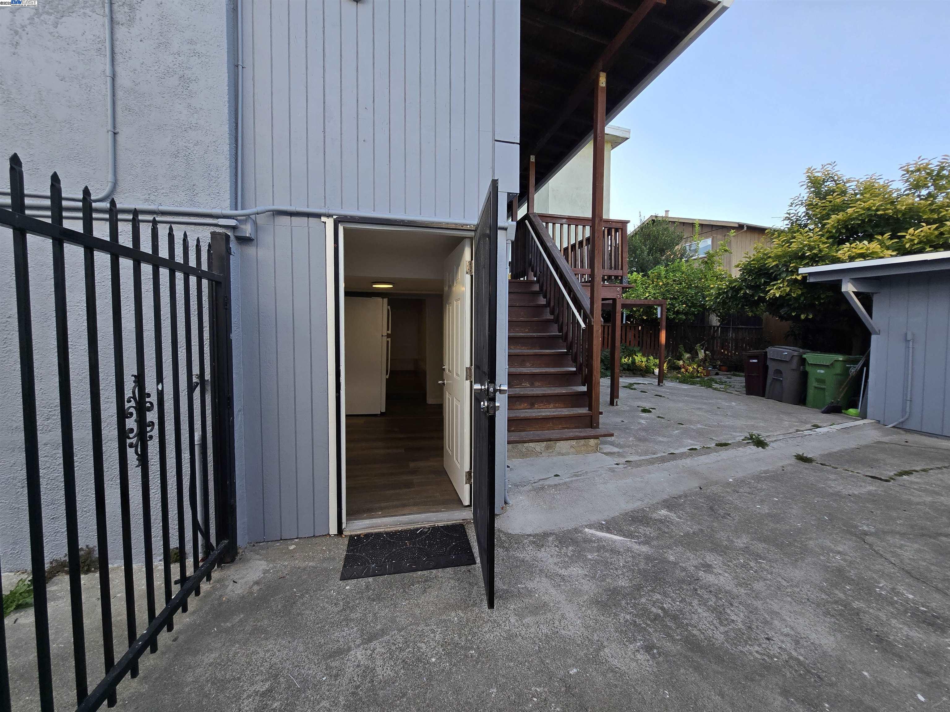 2954 Delaware St, Oakland, California 94602, 3 Bedrooms Bedrooms, 6 Rooms Rooms,1 BathroomBathrooms,Residential,For Sale,2954 Delaware St,41102282