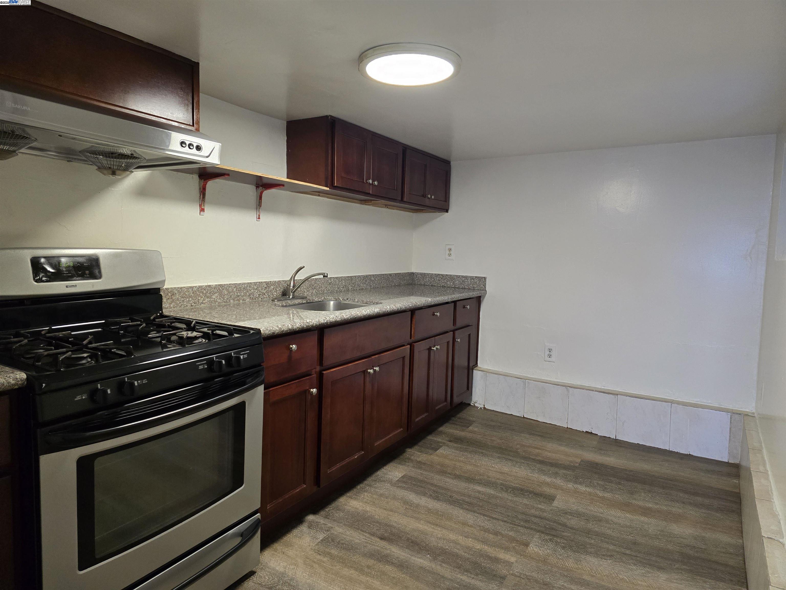 2954 Delaware St, Oakland, California 94602, 3 Bedrooms Bedrooms, 6 Rooms Rooms,1 BathroomBathrooms,Residential,For Sale,2954 Delaware St,41102282
